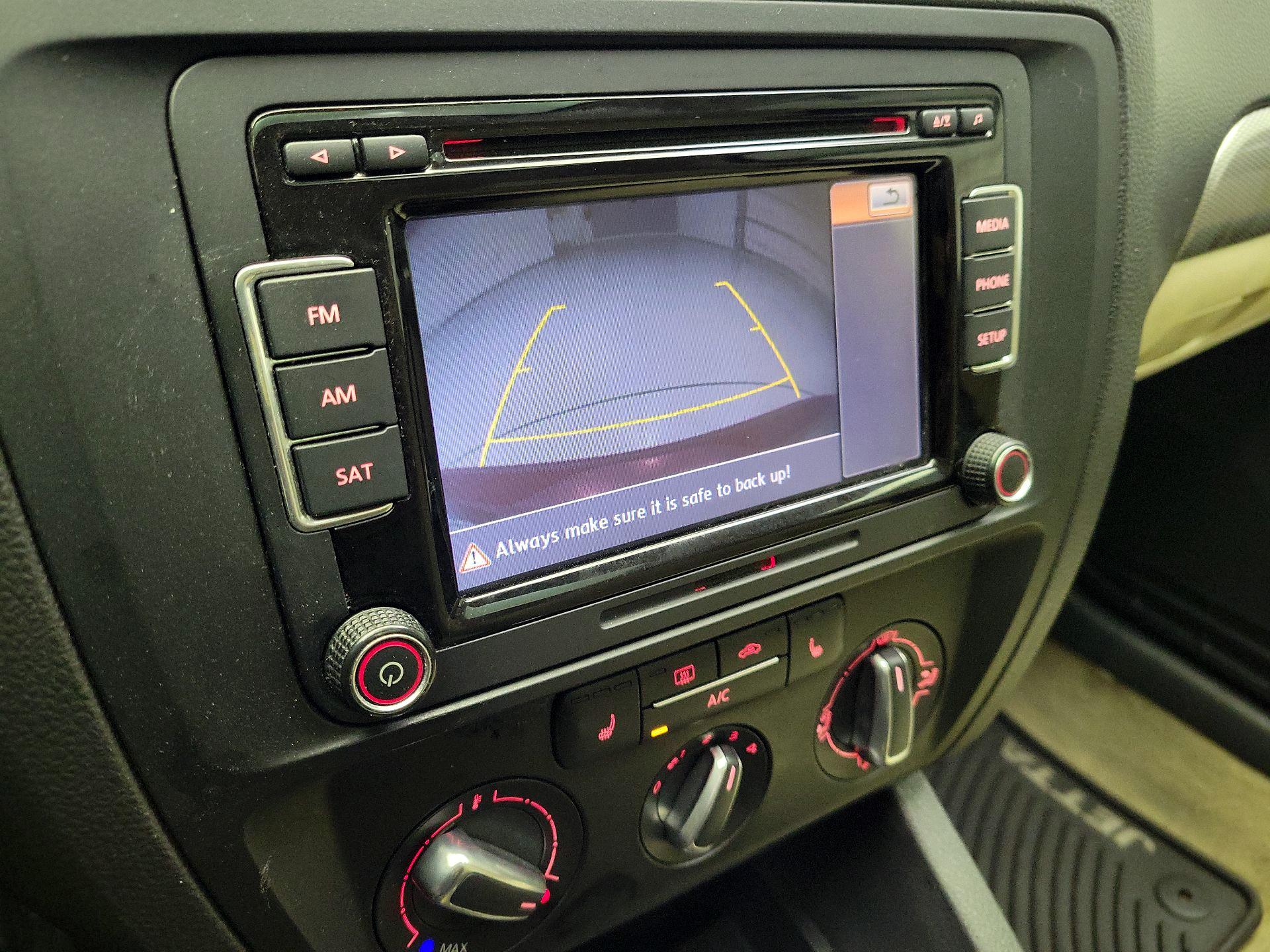 Thumbnail: 2015 Volkswagen Jetta - 14