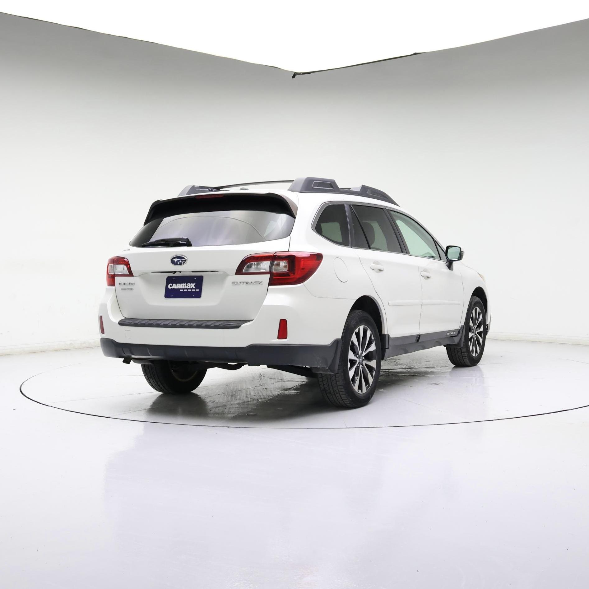 Thumbnail: 2015 Subaru Outback - 8