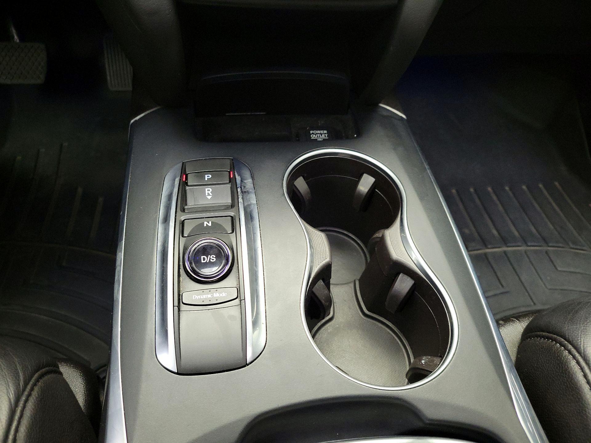 Thumbnail: 2017 Acura MDX - 18