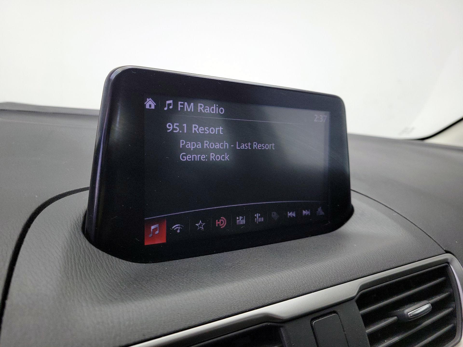 Thumbnail: 2018 Mazda Mazda3 - 14