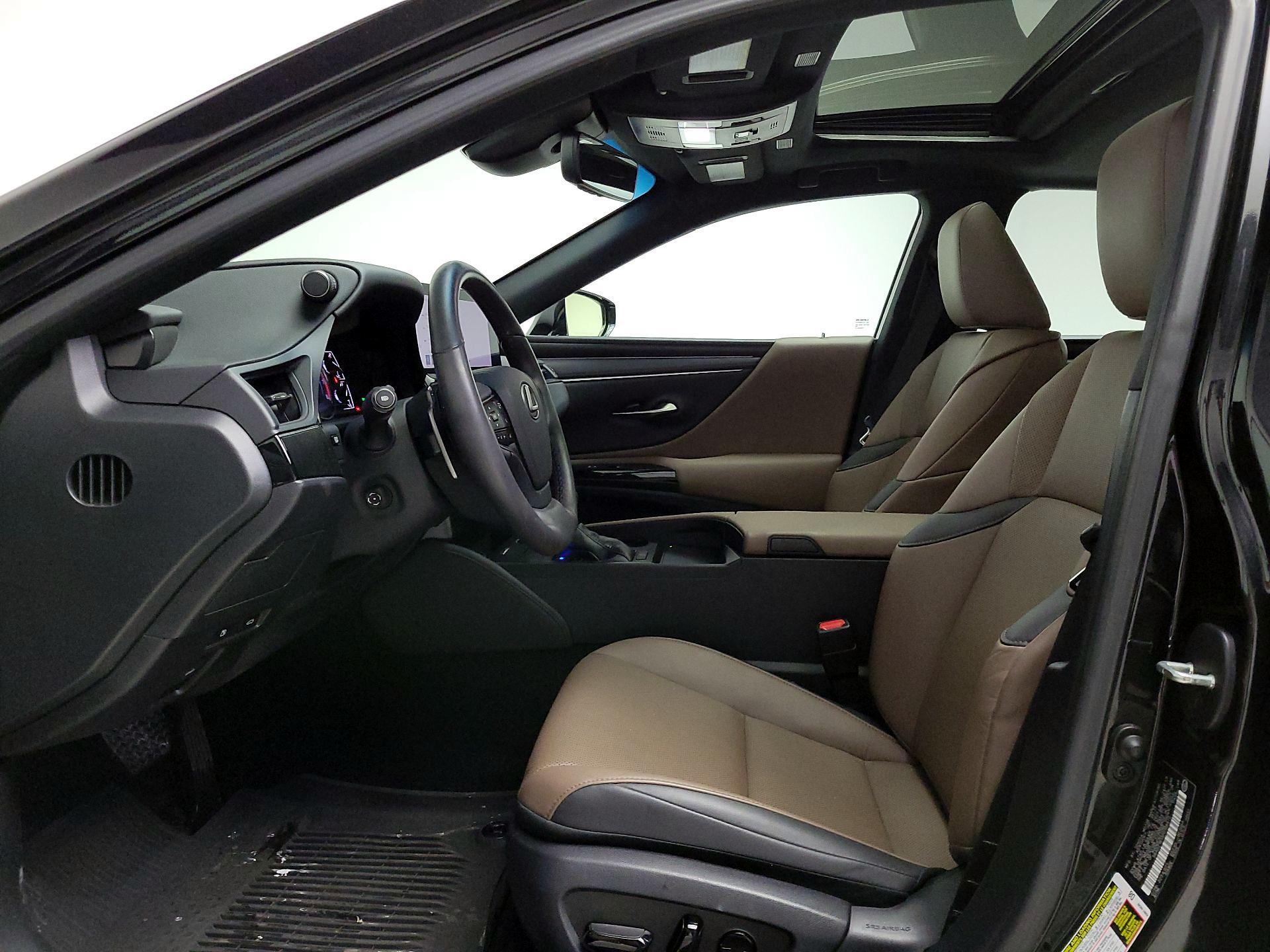 Thumbnail: 2023 Lexus ES - 11