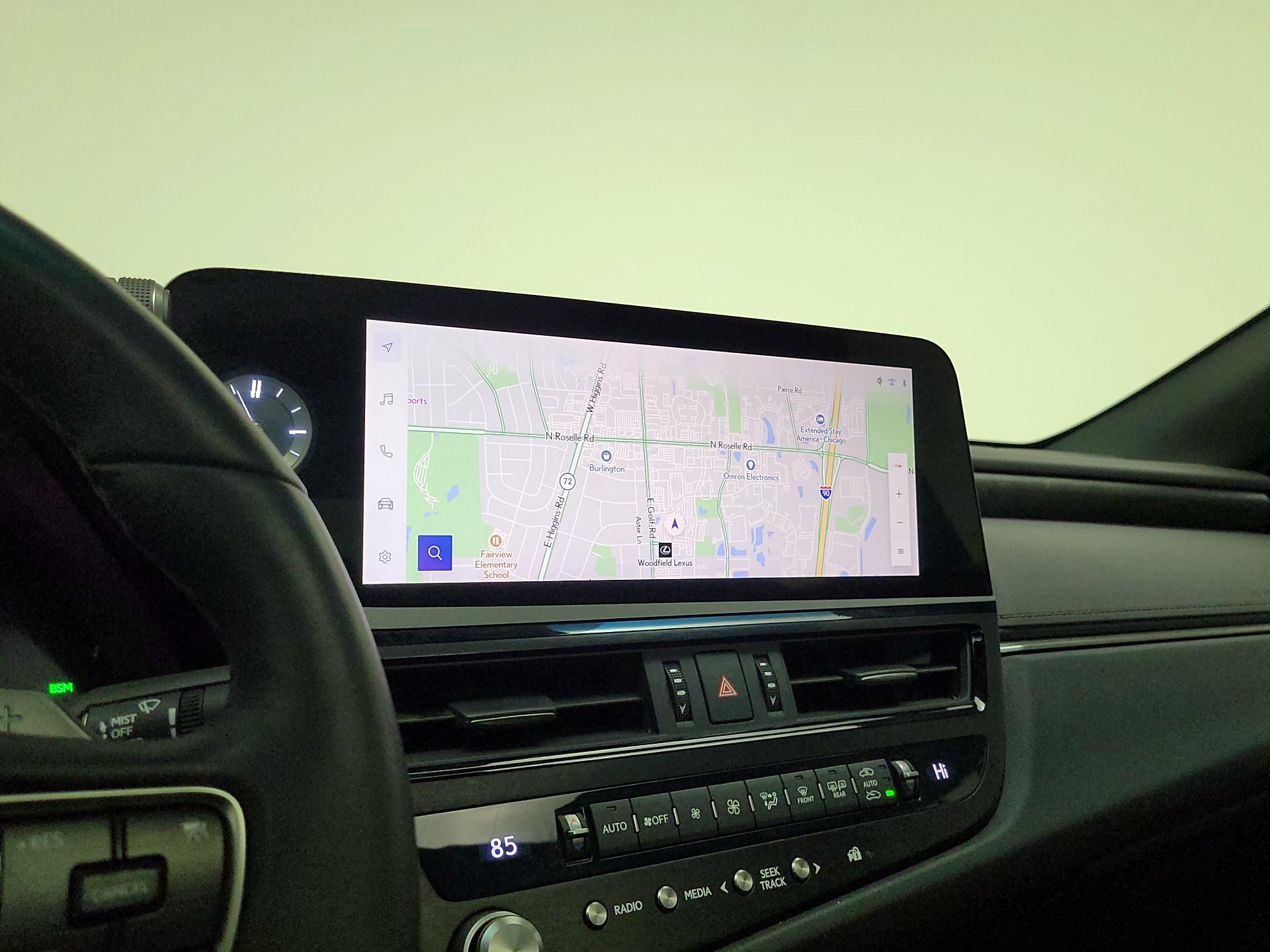 Thumbnail: 2023 Lexus ES - 14