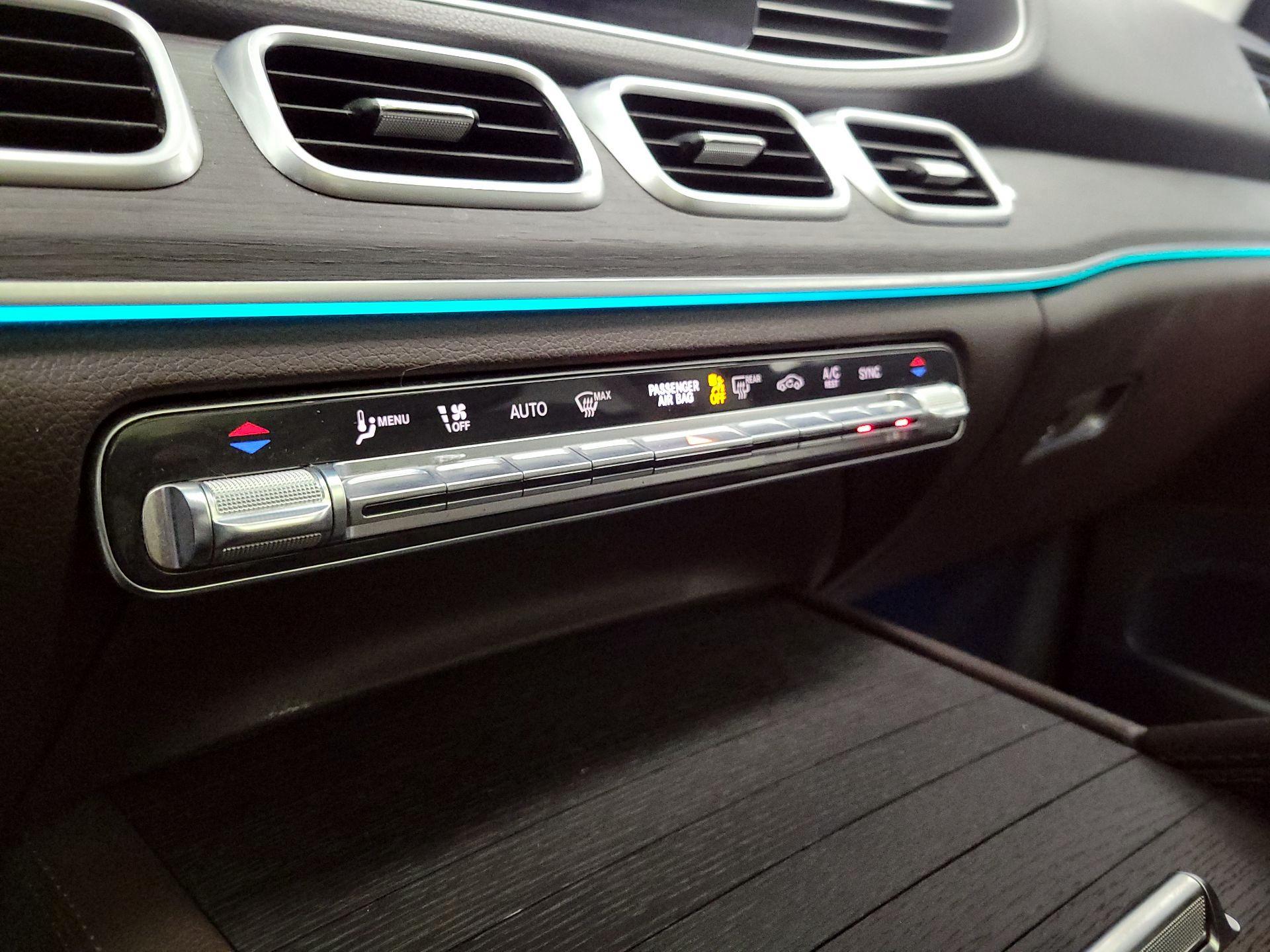 Thumbnail: 2020 Mercedes-Benz GLE - 17