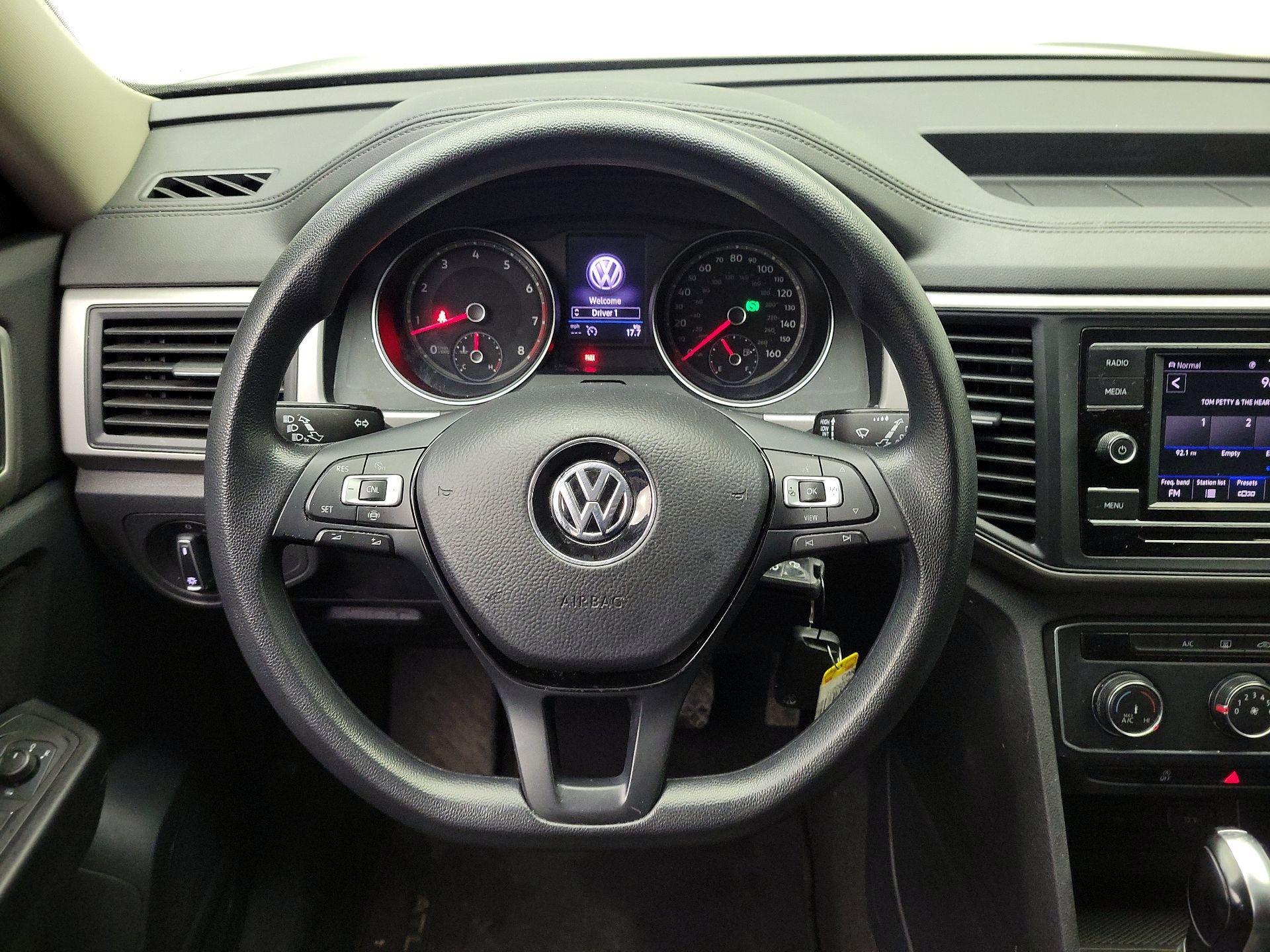 Thumbnail: 2020 Volkswagen Atlas - 10