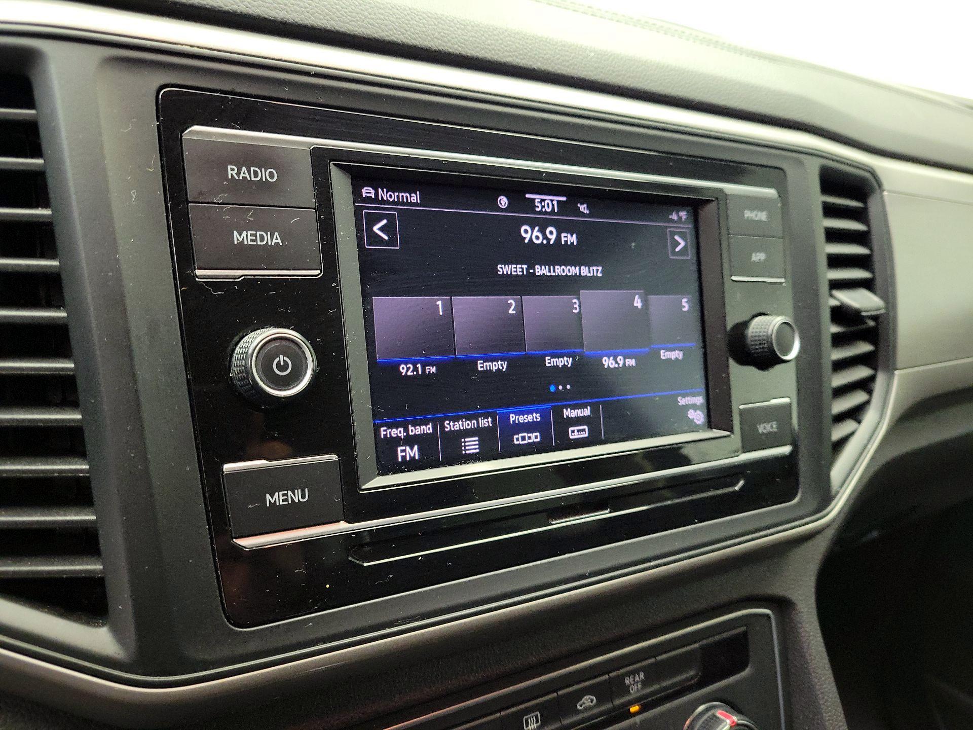 Thumbnail: 2020 Volkswagen Atlas - 14