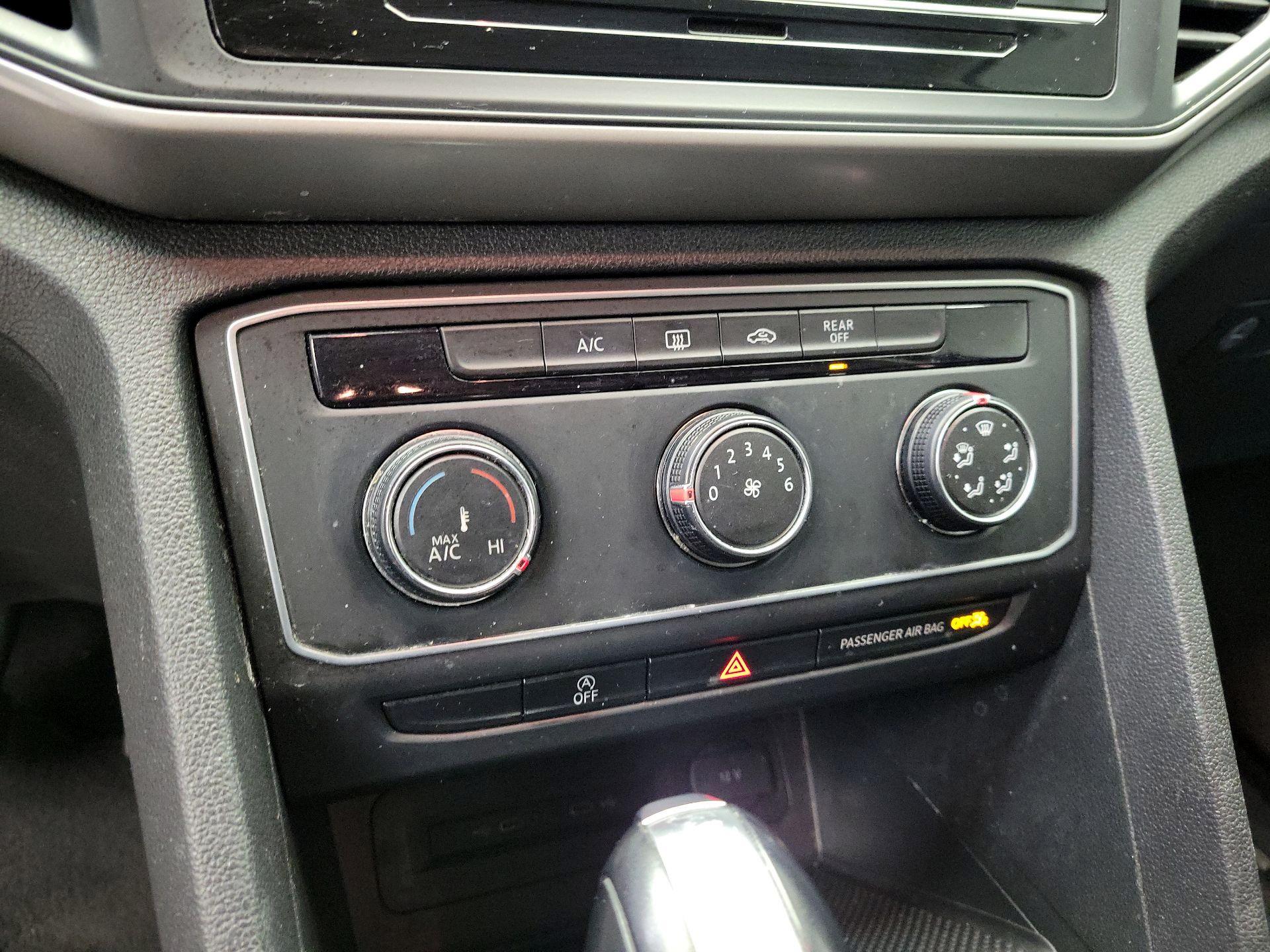 Thumbnail: 2020 Volkswagen Atlas - 15