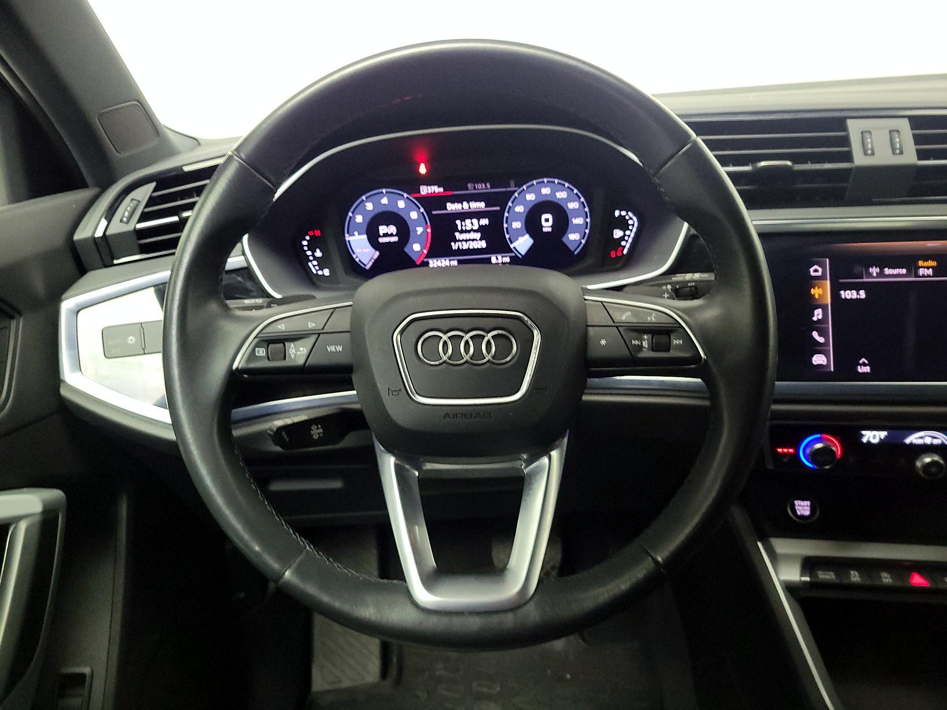 Thumbnail: 2021 Audi Q3 - 10