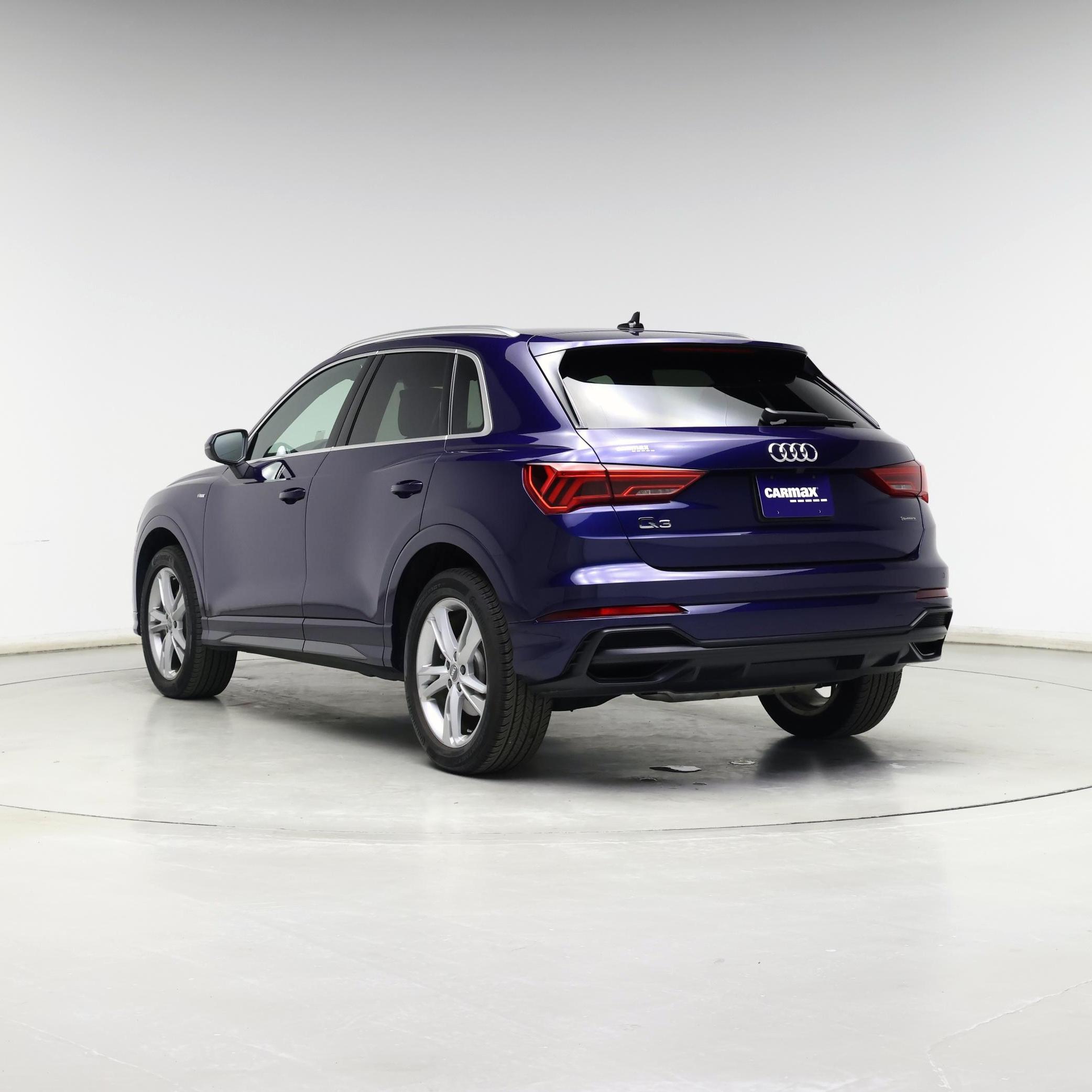 Thumbnail: 2021 Audi Q3 - 2