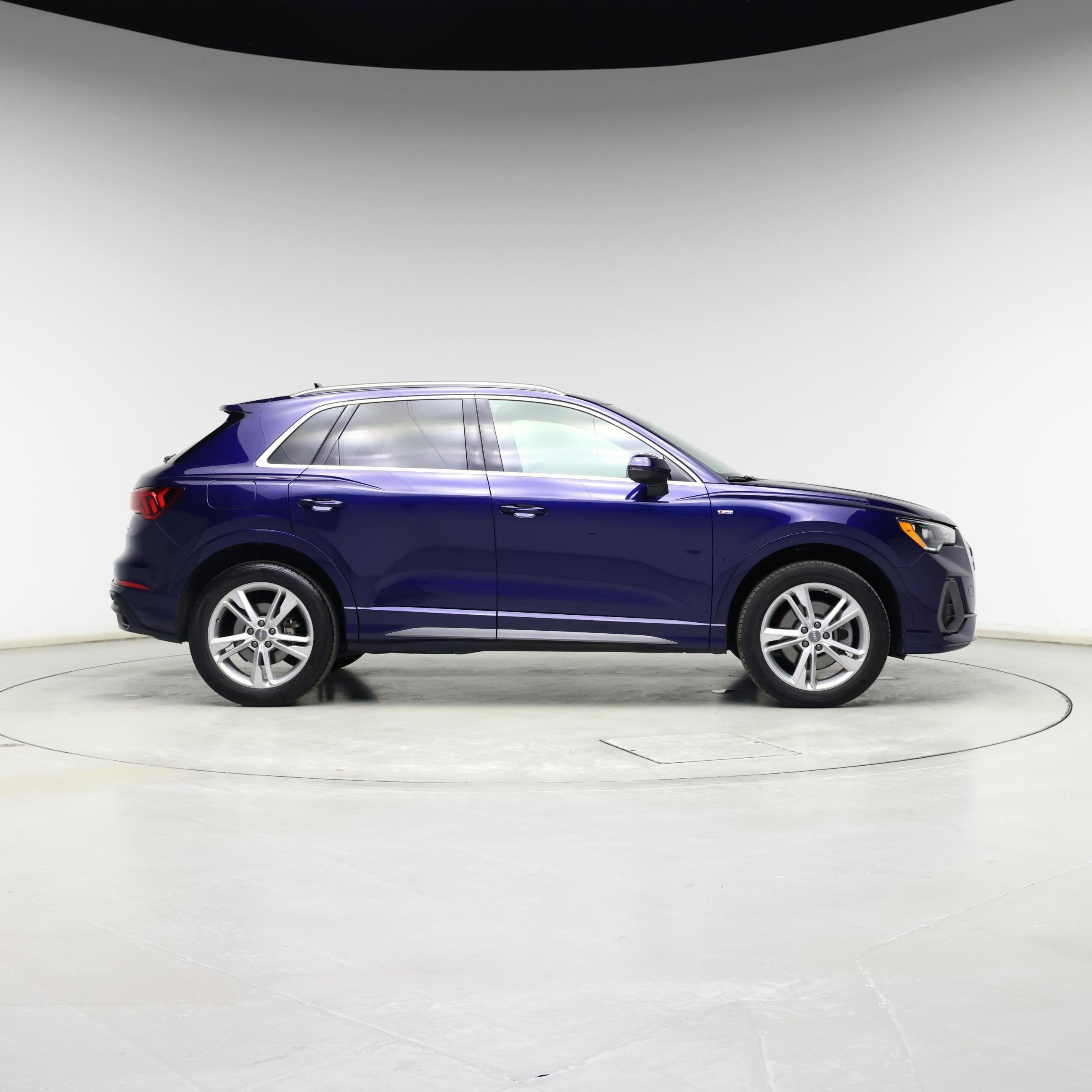 Thumbnail: 2021 Audi Q3 - 7