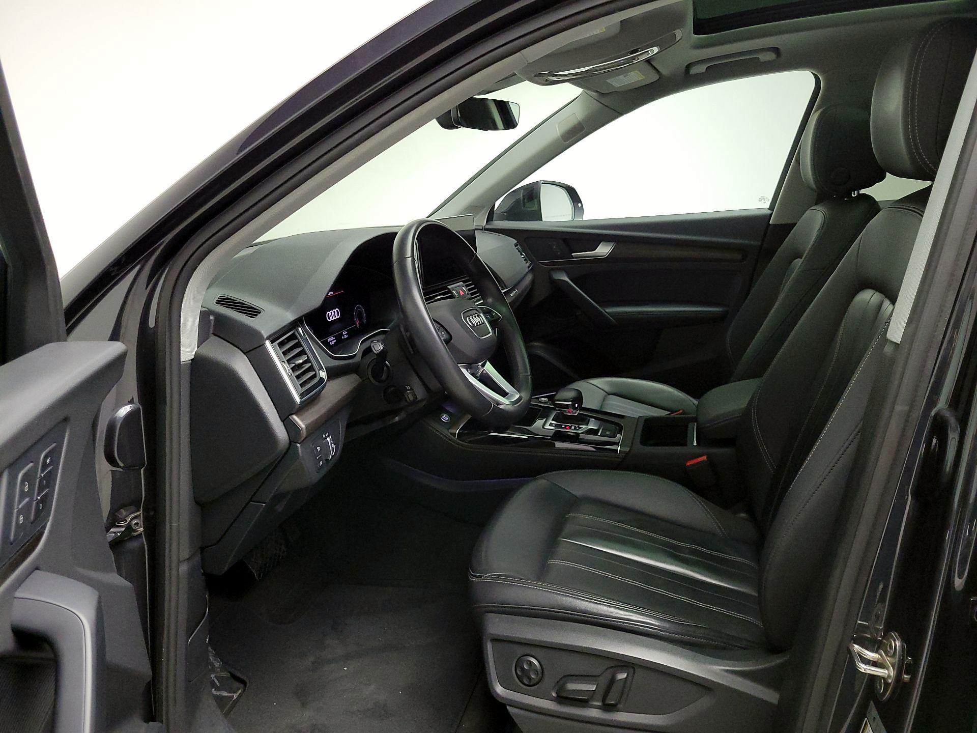 Thumbnail: 2021 Audi Q5 - 11