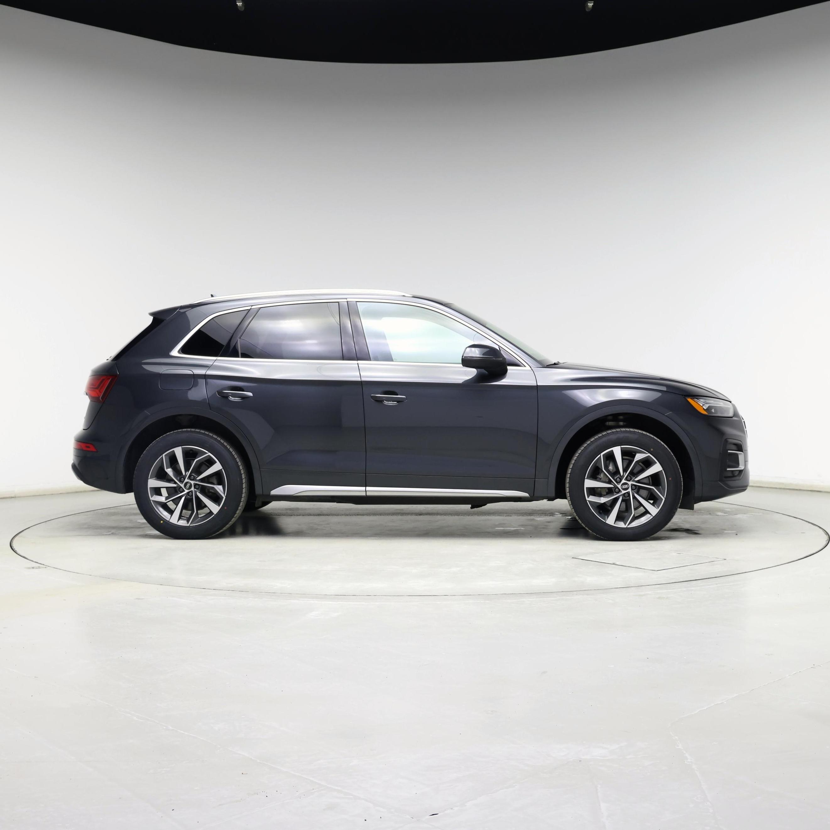 Thumbnail: 2021 Audi Q5 - 7