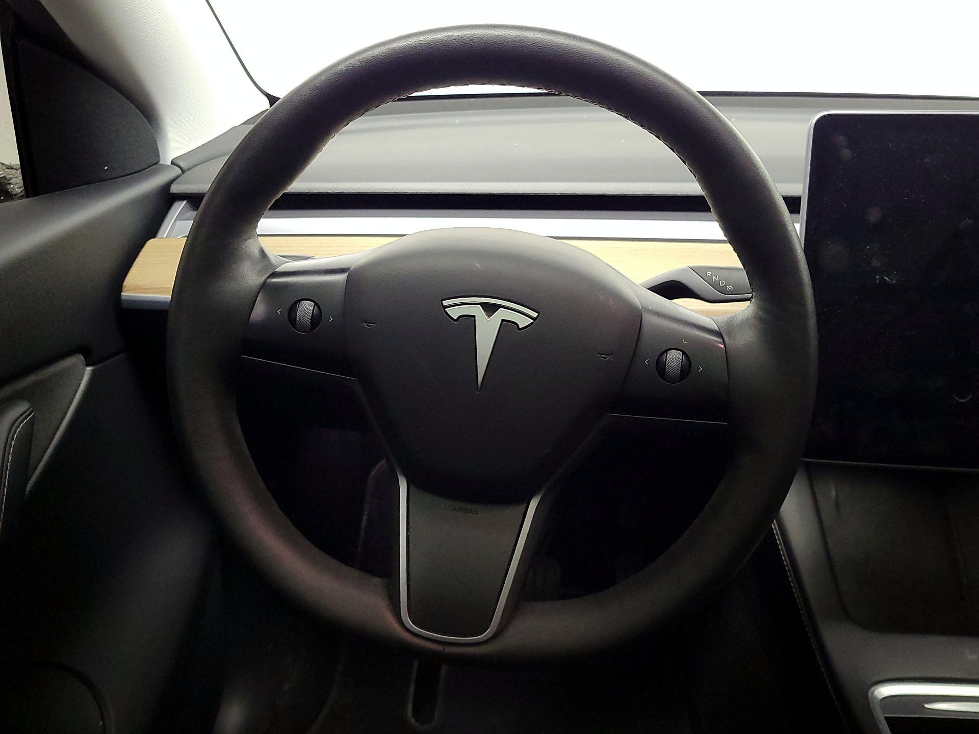 Thumbnail: 2021 Tesla Model Y - 10