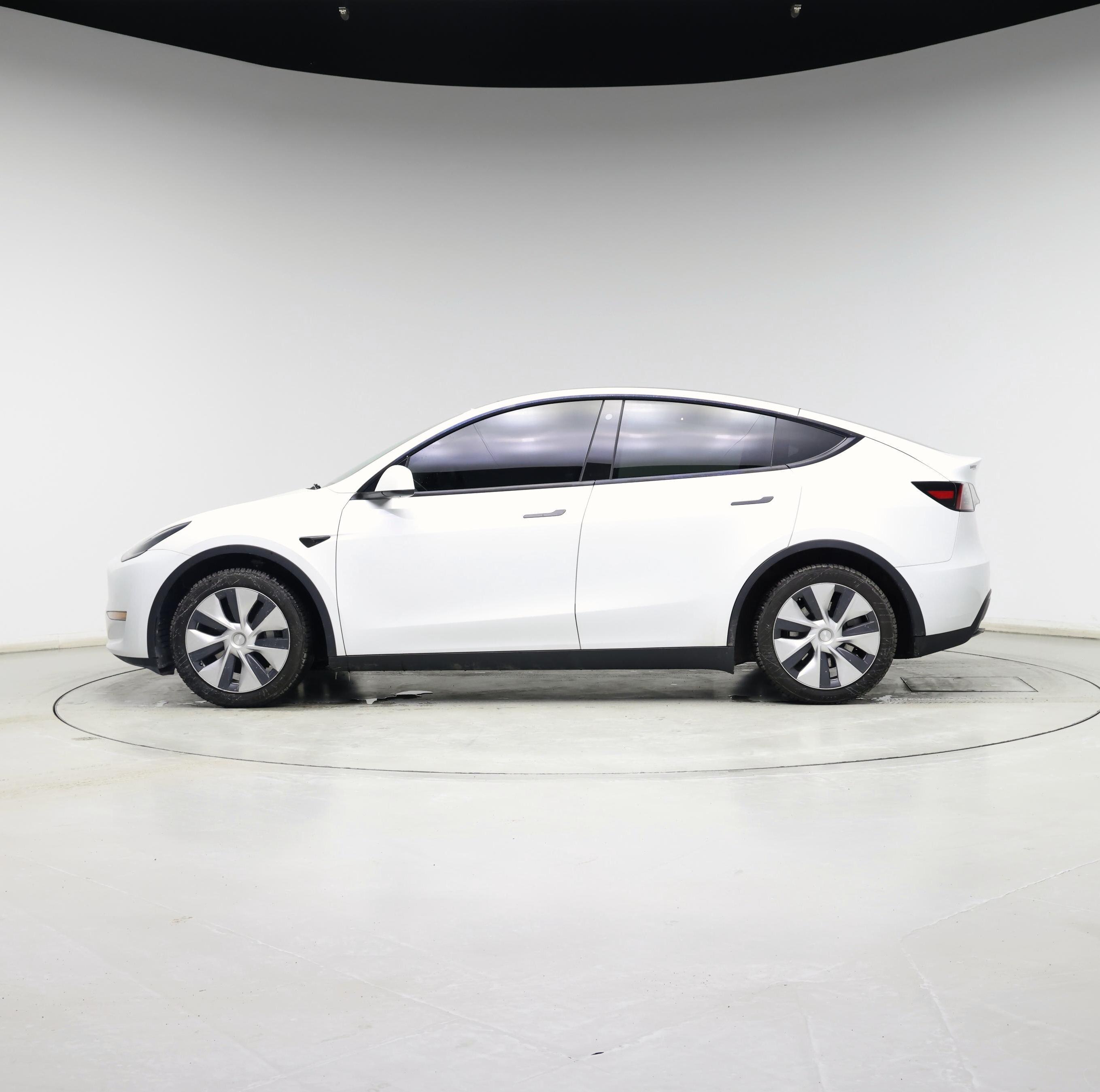 Thumbnail: 2021 Tesla Model Y - 3