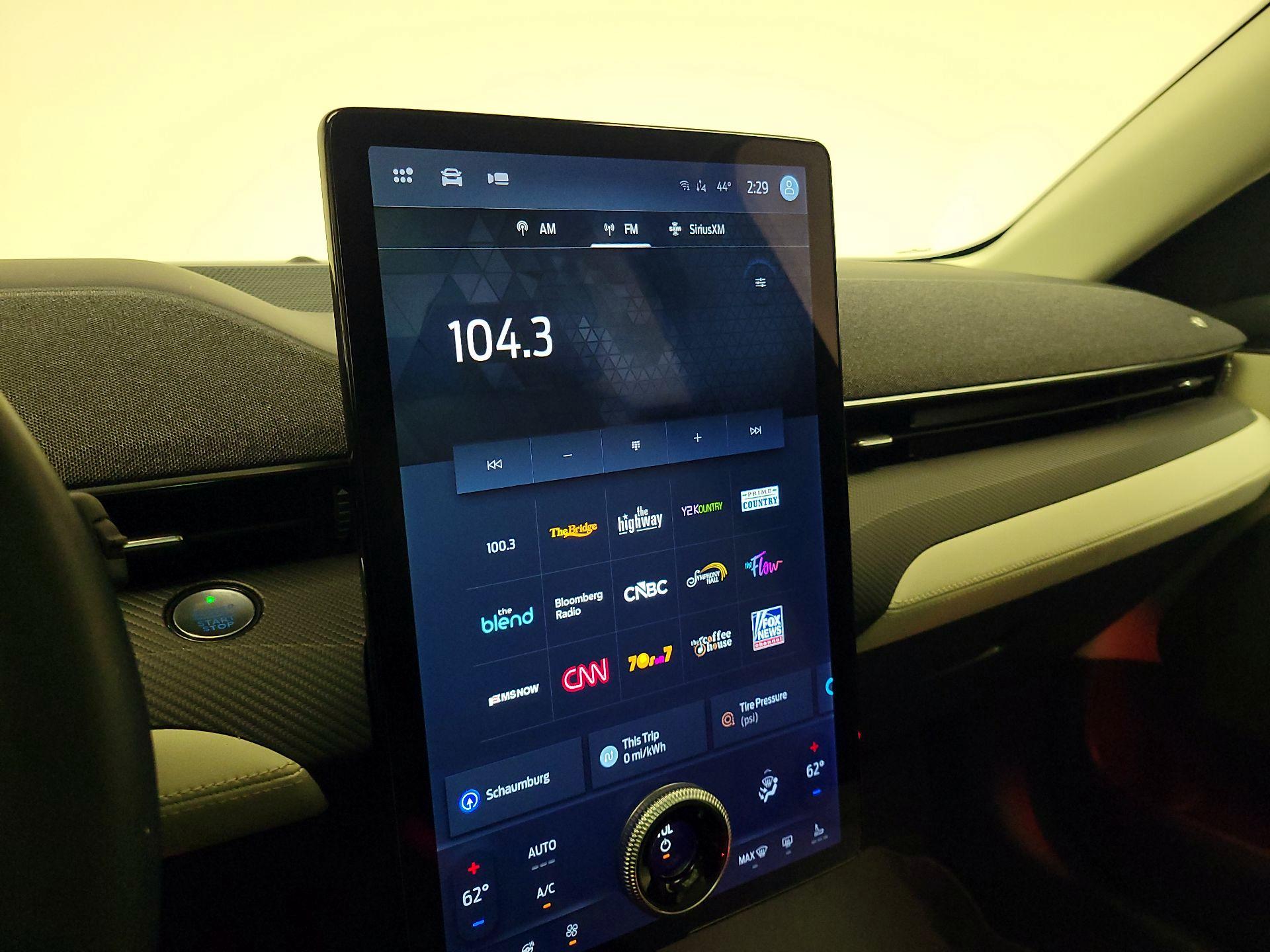 Thumbnail: 2022 Ford Mustang Mach-E - 16