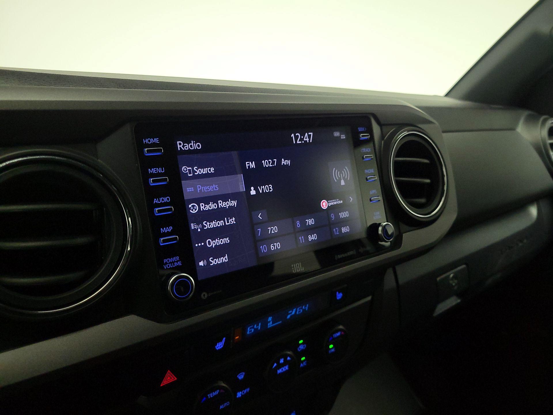 Thumbnail: 2022 Toyota Tacoma - 16