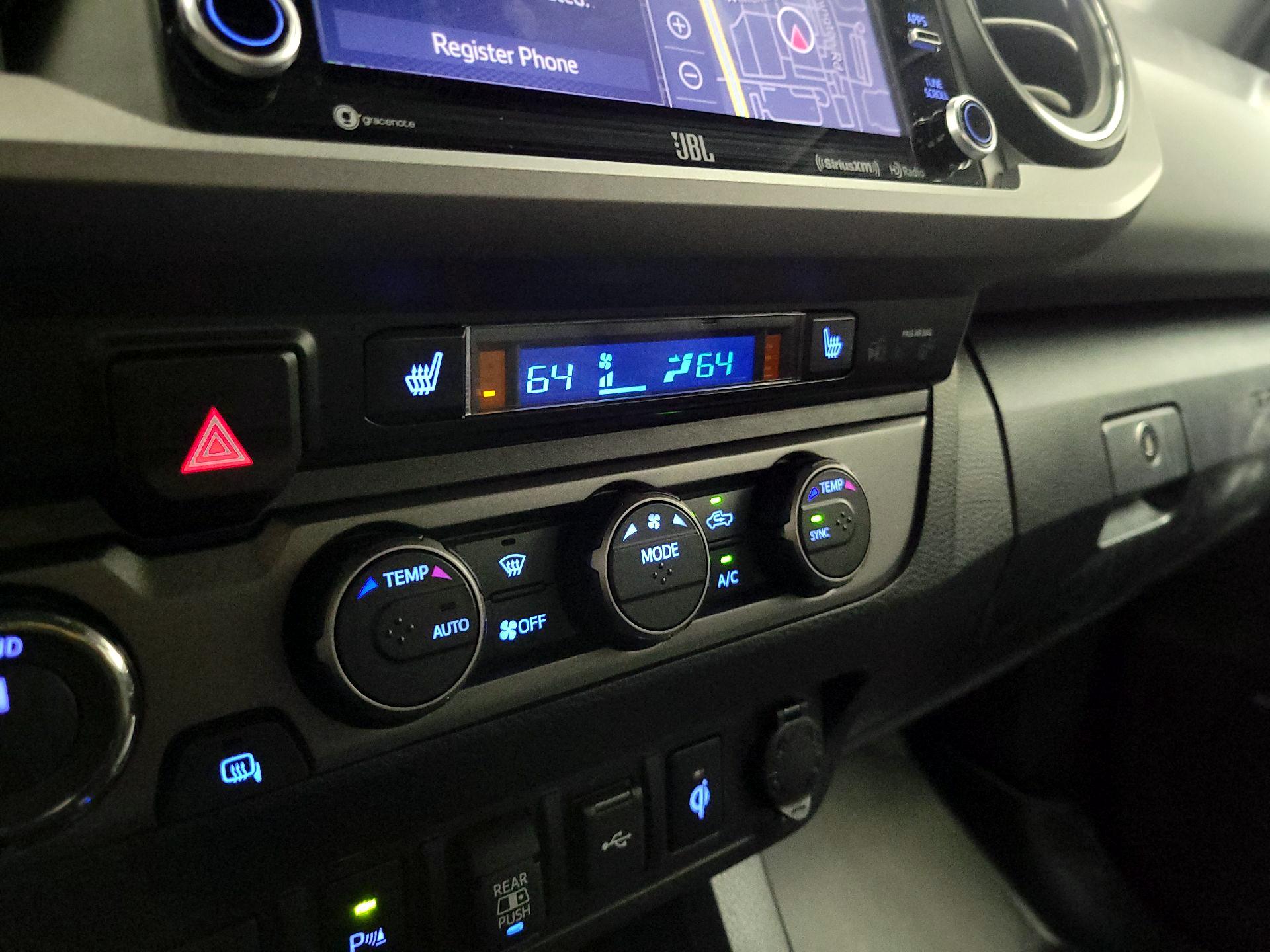 Thumbnail: 2022 Toyota Tacoma - 17