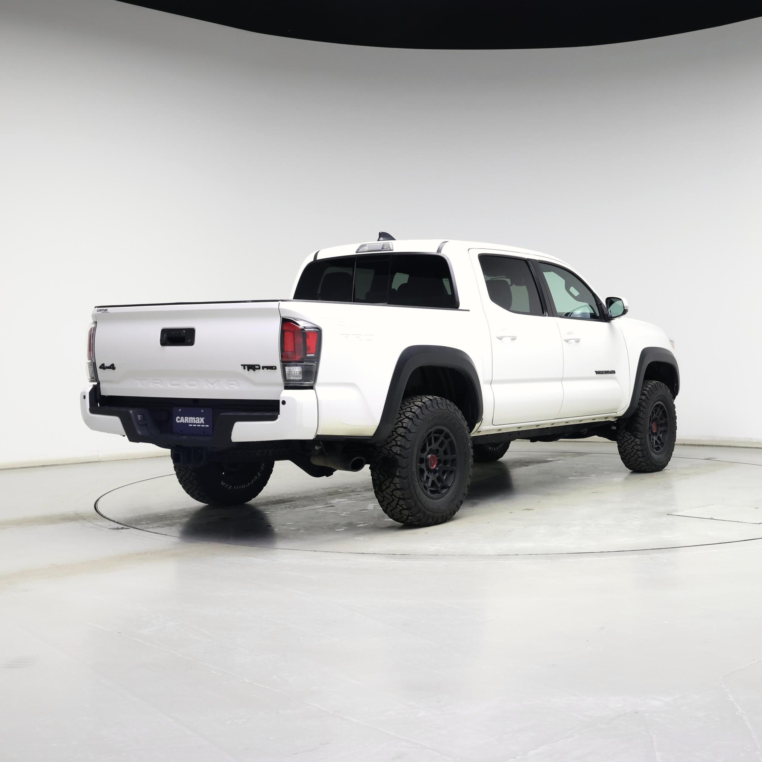 Thumbnail: 2022 Toyota Tacoma - 8