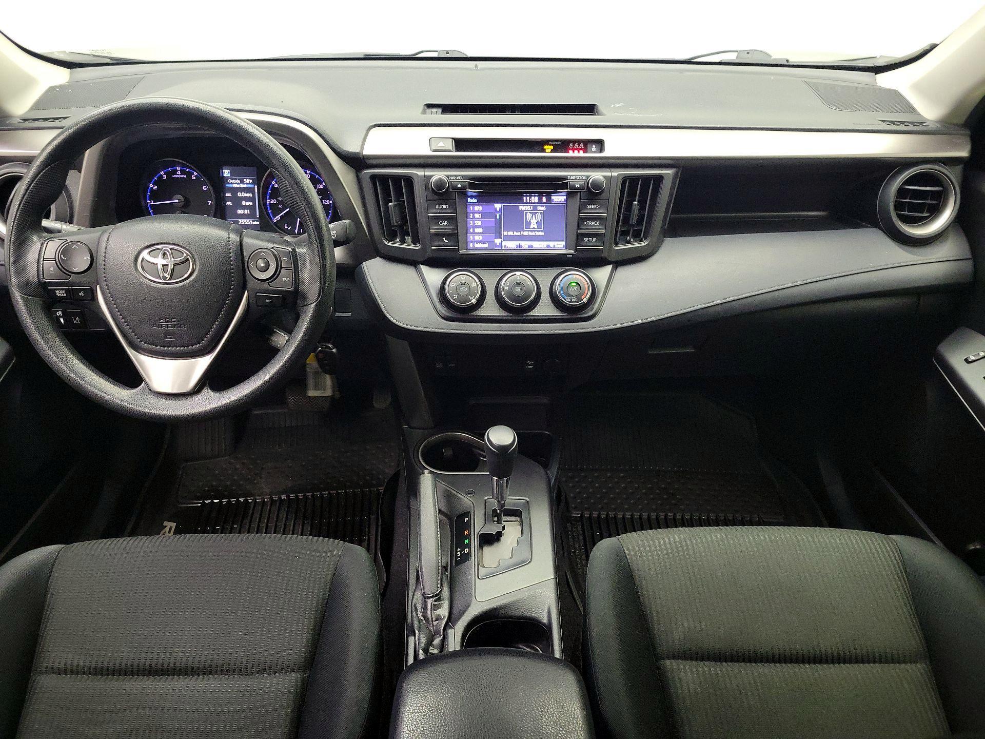 Thumbnail: 2018 Toyota RAV4 - 9