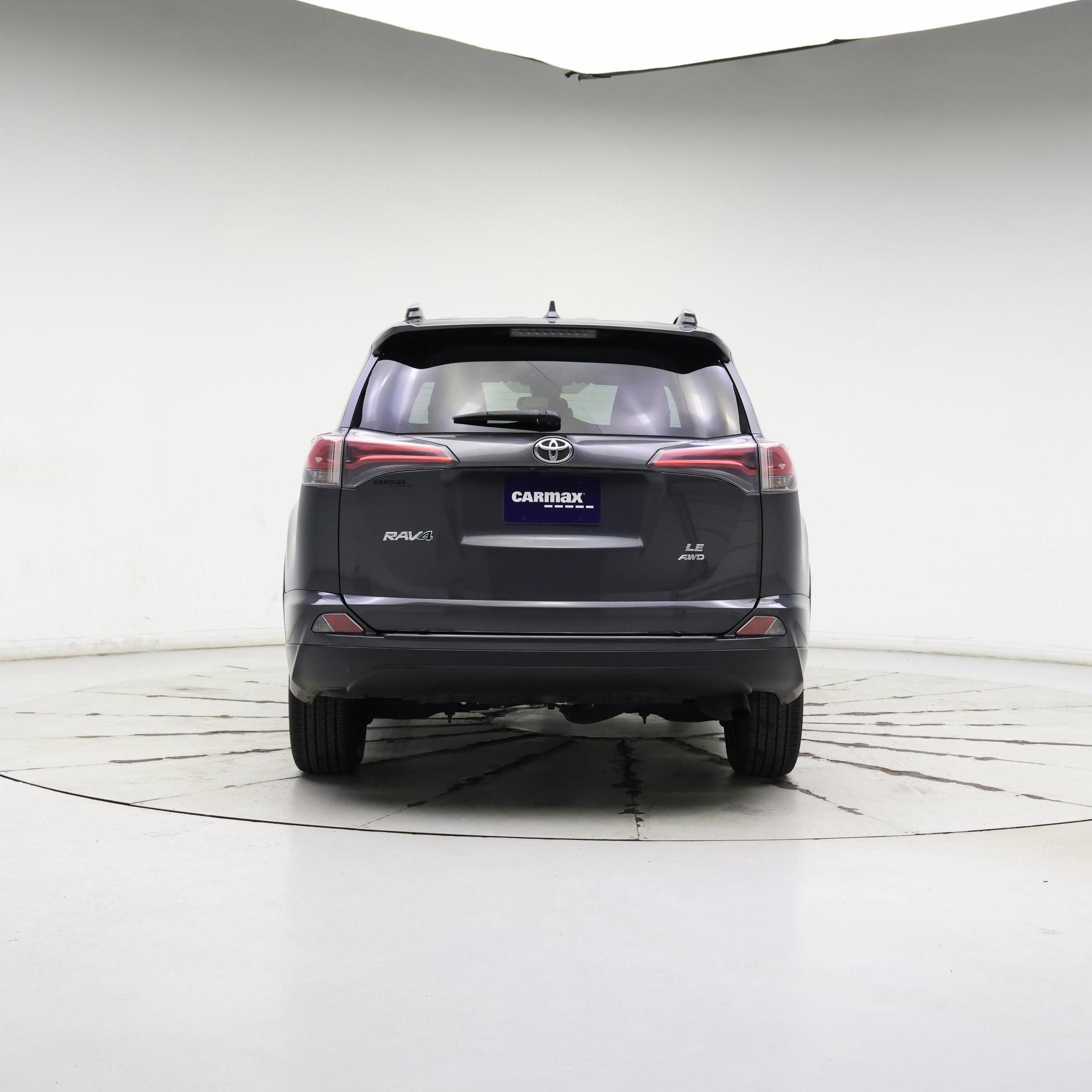 Thumbnail: 2018 Toyota RAV4 - 6