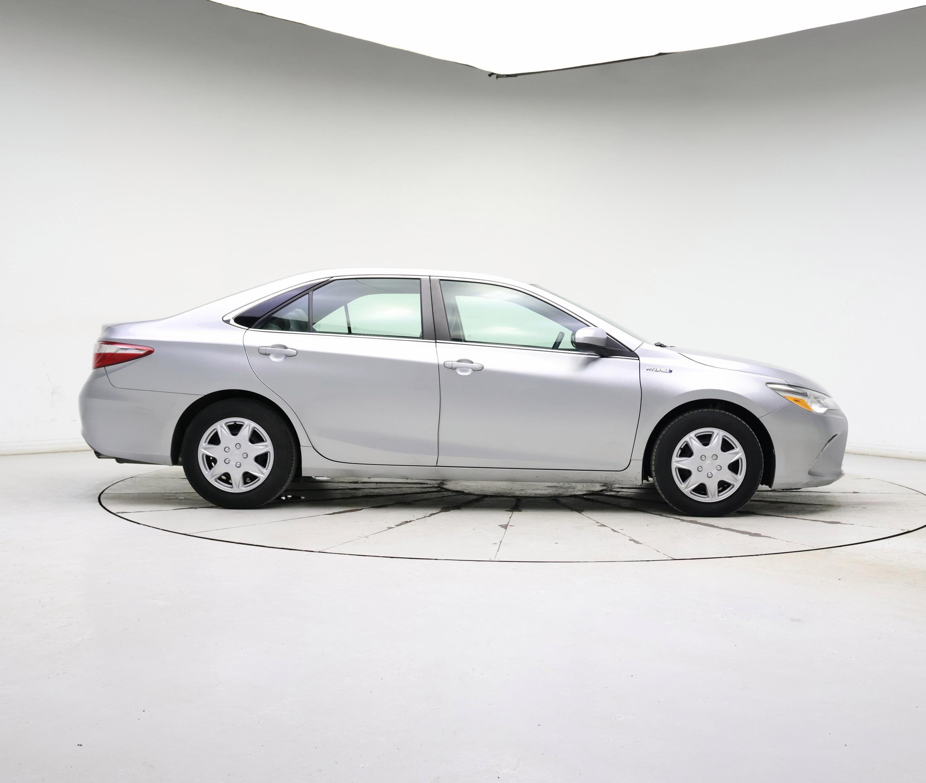 Thumbnail: 2017 Toyota Camry - 7