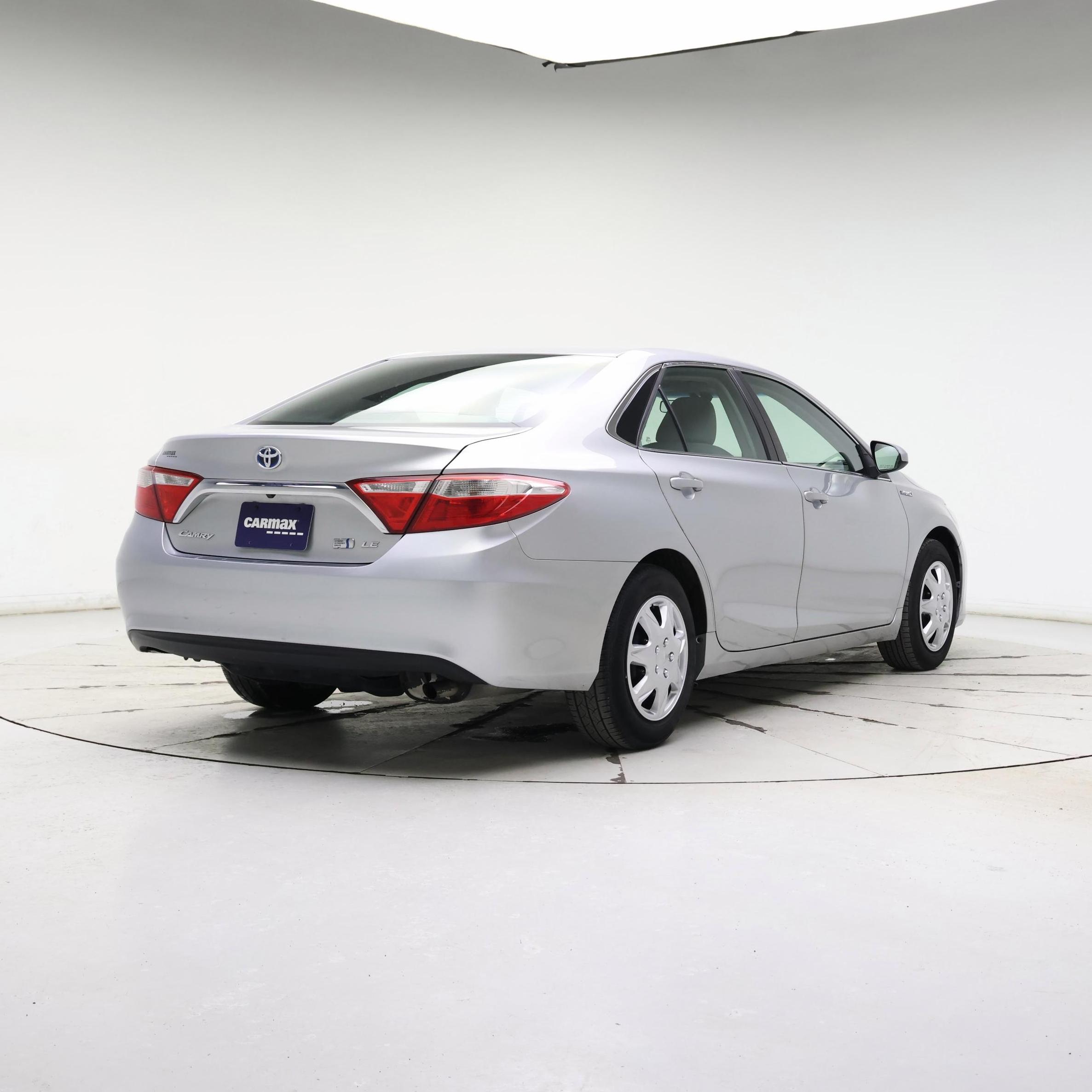 Thumbnail: 2017 Toyota Camry - 8