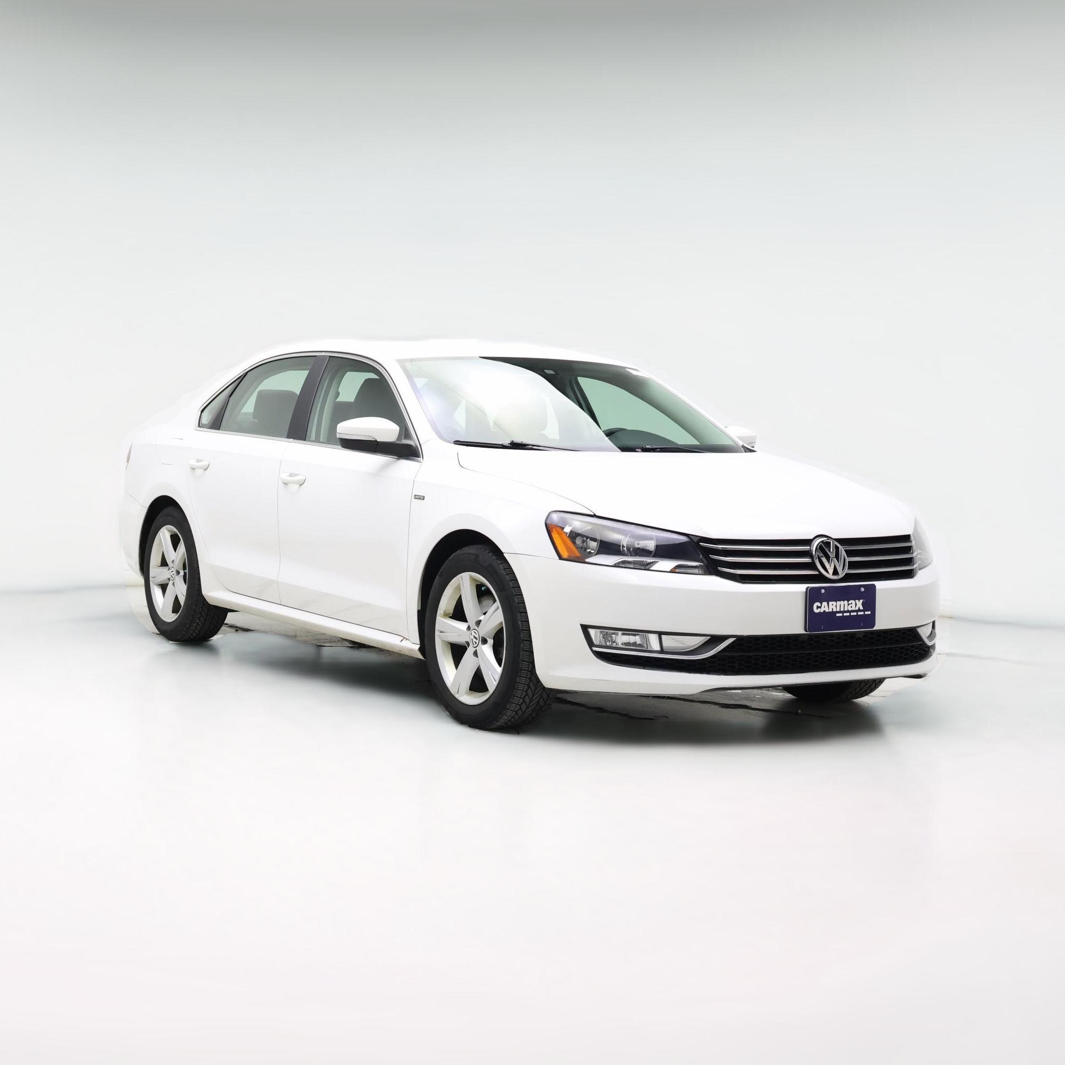 Thumbnail: 2015 Volkswagen Passat - 1