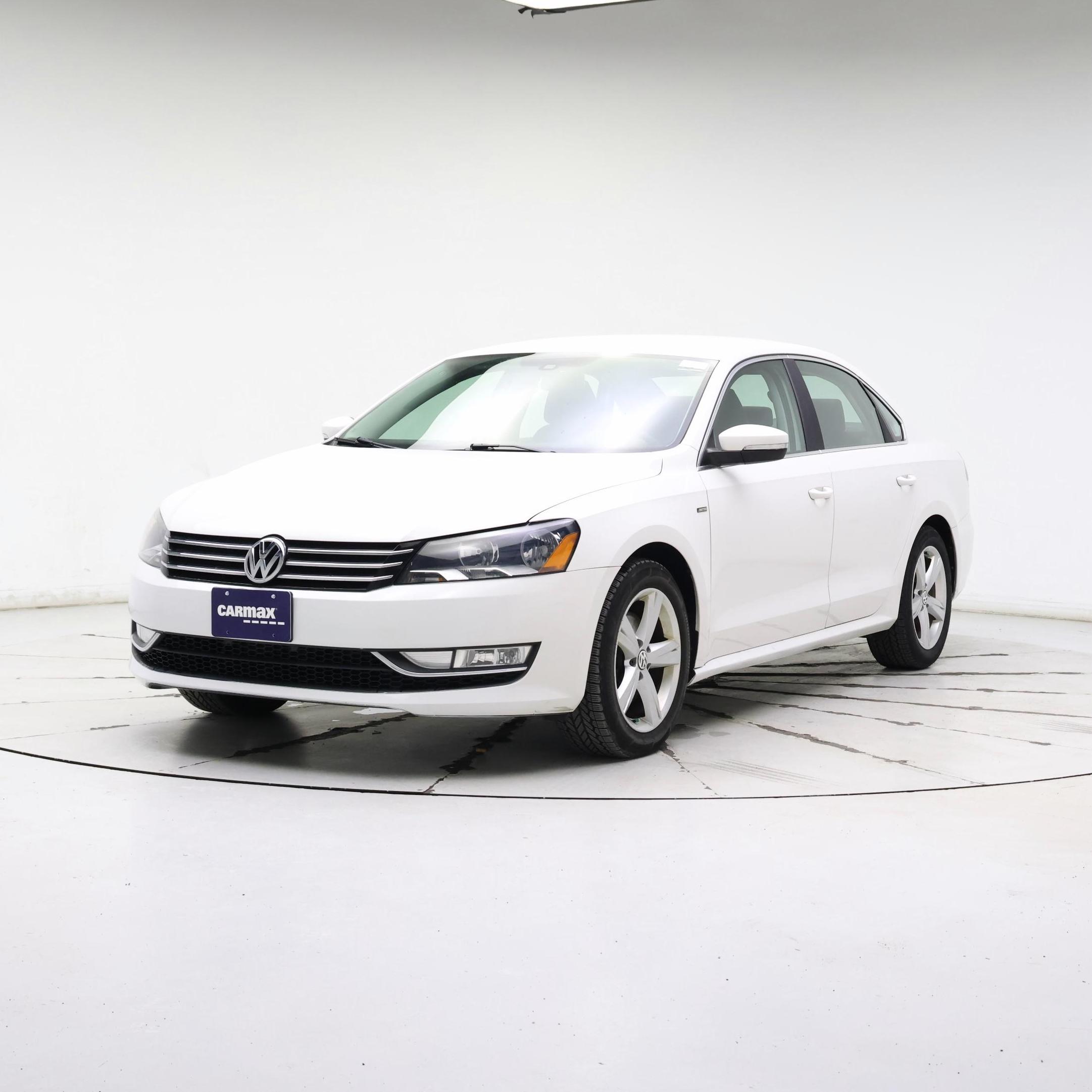Thumbnail: 2015 Volkswagen Passat - 4