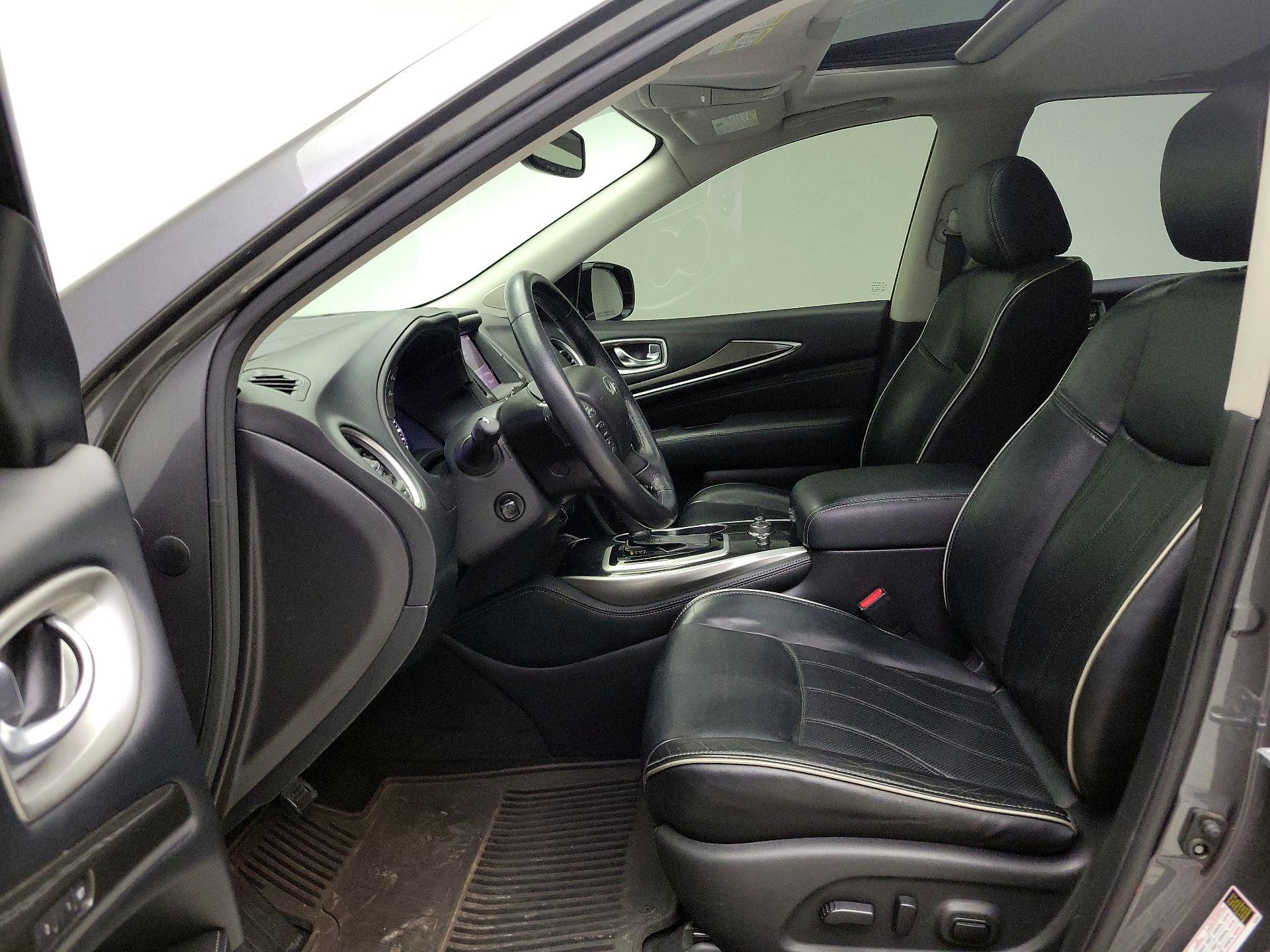 Thumbnail: 2017 INFINITI QX60 - 11