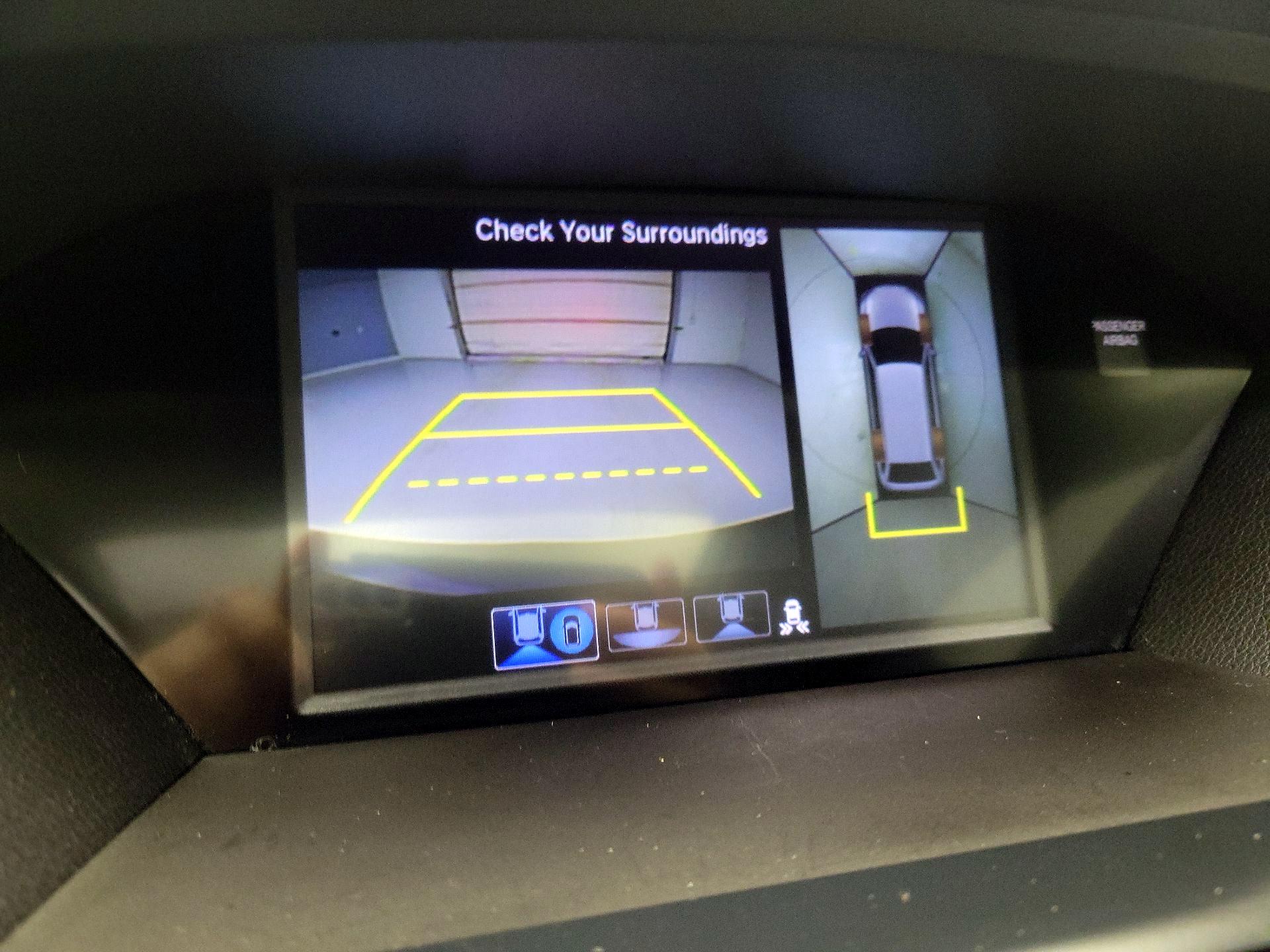 Thumbnail: 2018 Acura MDX - 15