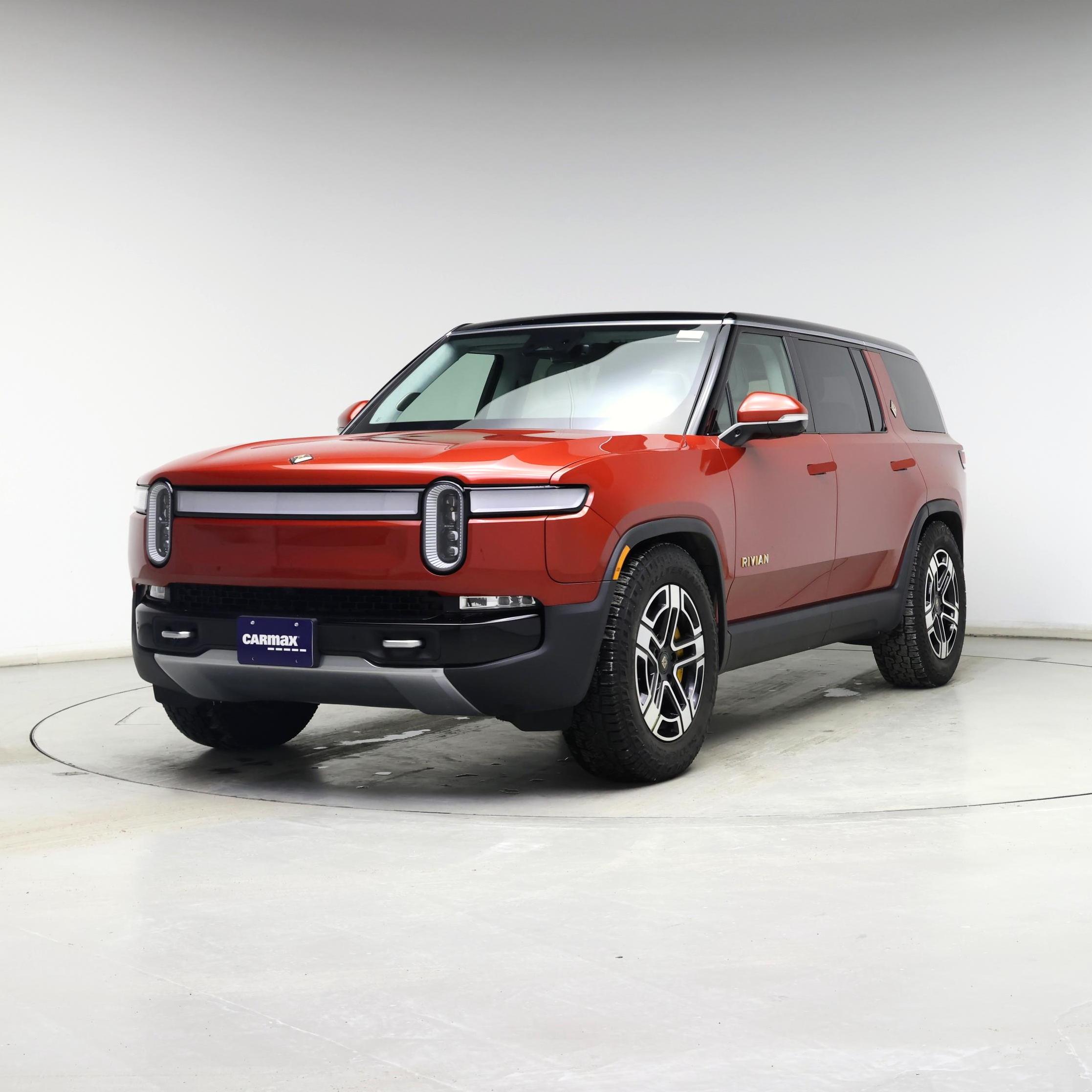 Thumbnail: 2023 Rivian R1S - 4