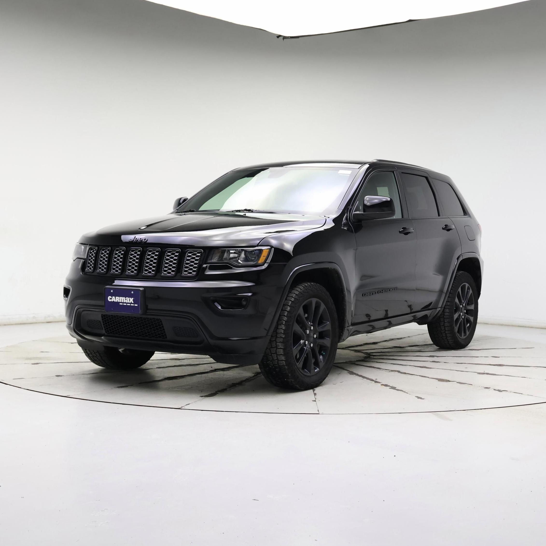 Thumbnail: 2019 Jeep Grand Cherokee - 4