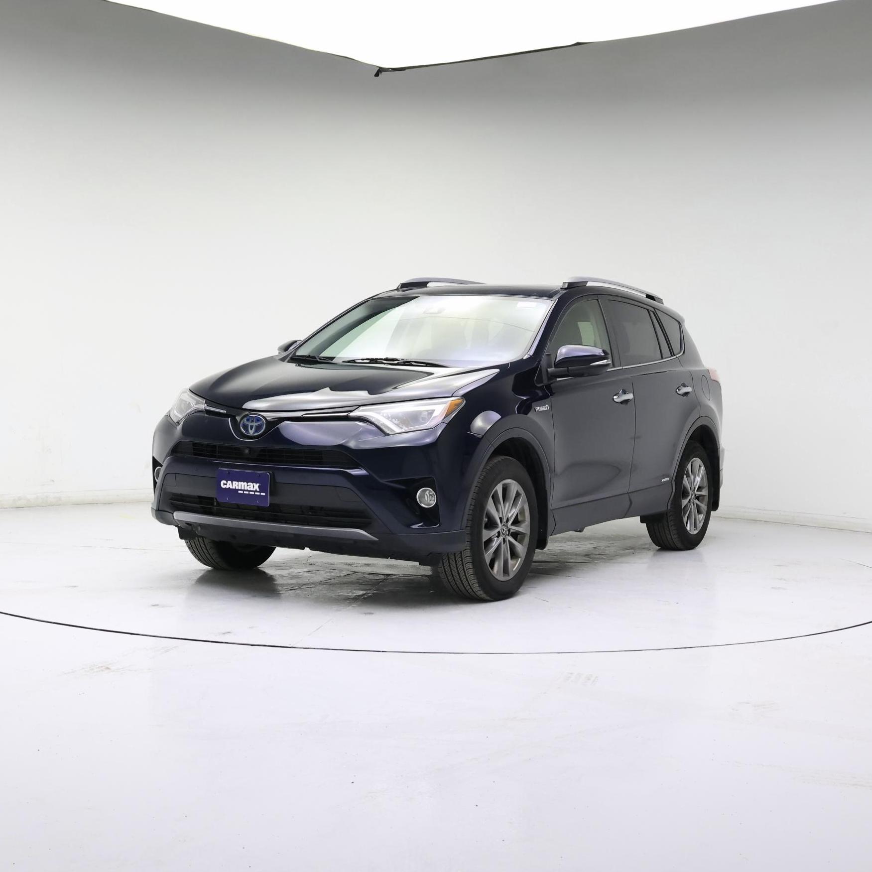 Thumbnail: 2018 Toyota RAV4 - 4