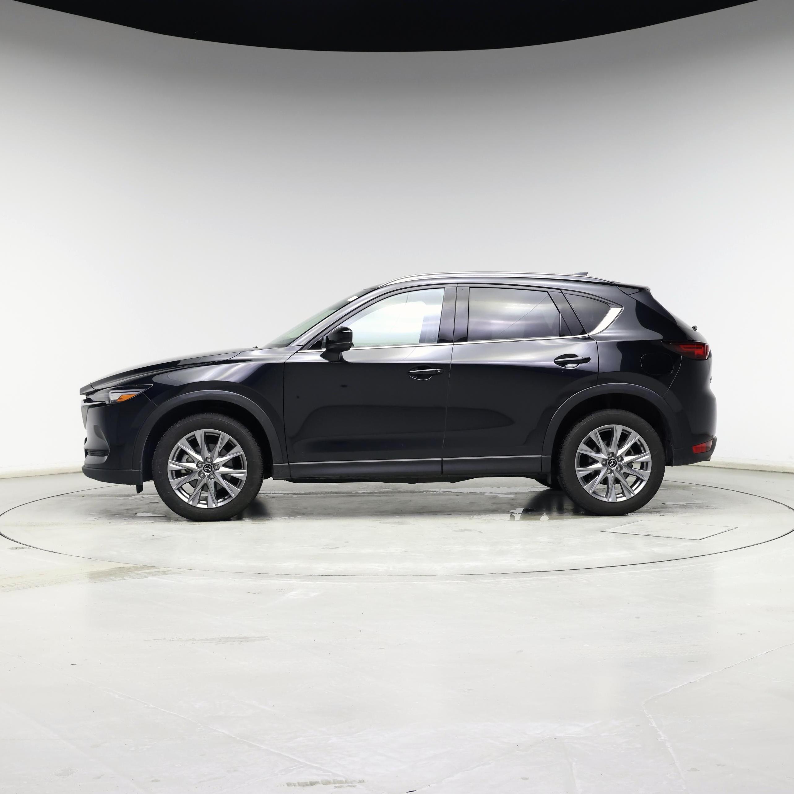 Thumbnail: 2021 Mazda CX-5 - 3