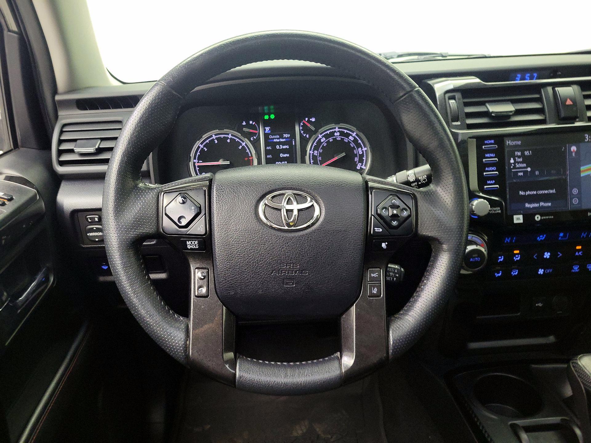 Thumbnail: 2020 Toyota 4Runner - 10