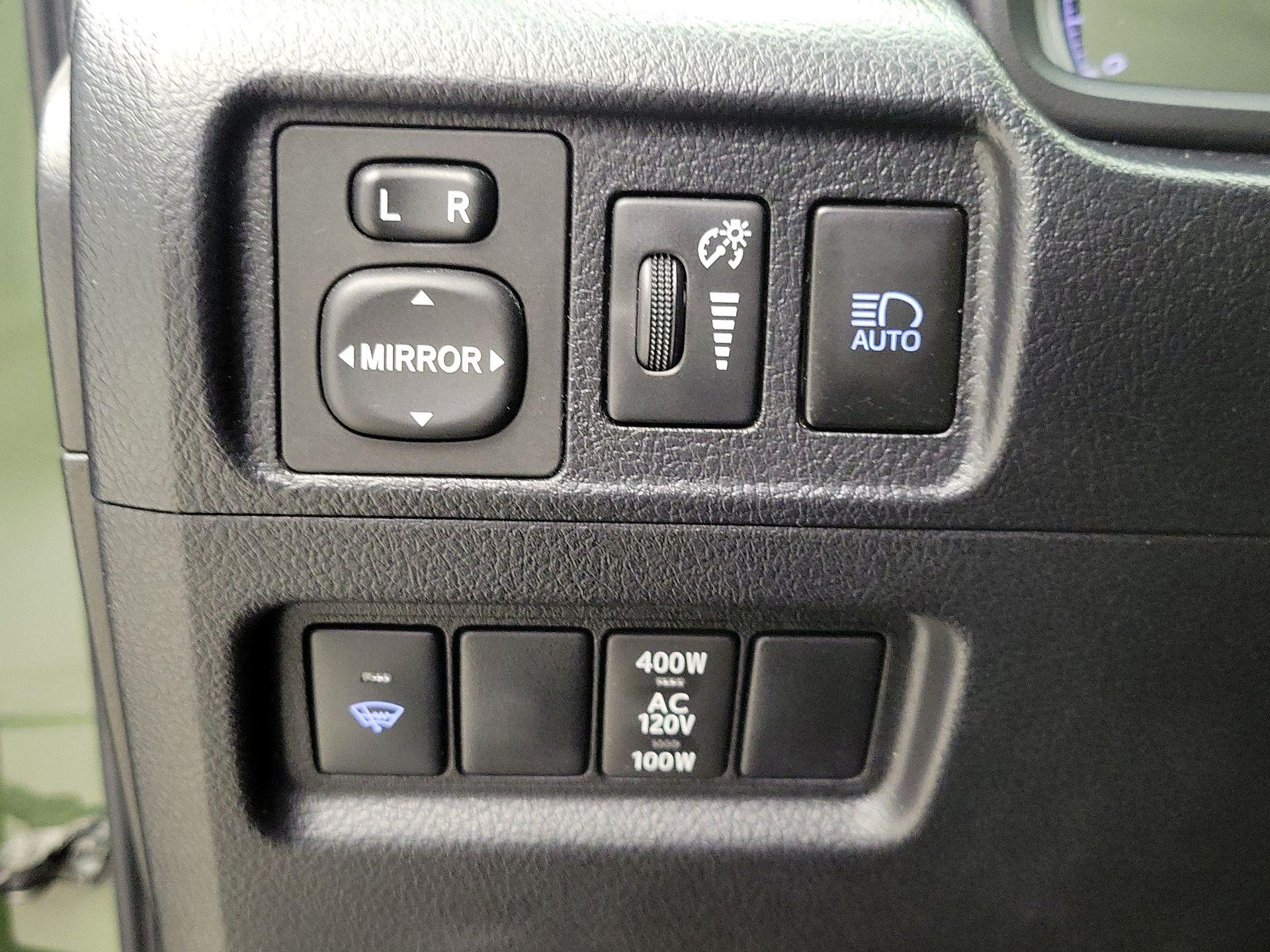 Thumbnail: 2020 Toyota 4Runner - 13