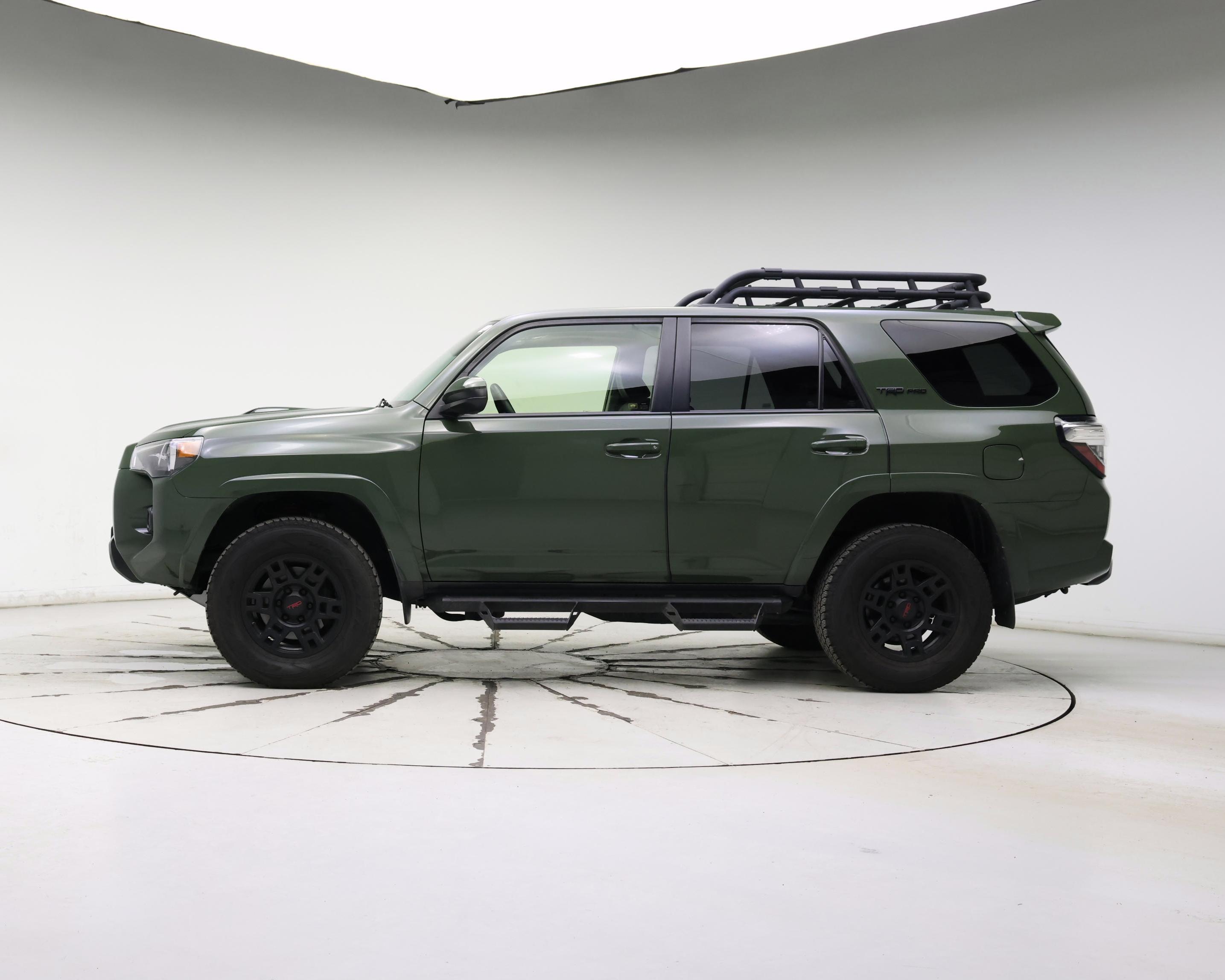 Thumbnail: 2020 Toyota 4Runner - 3