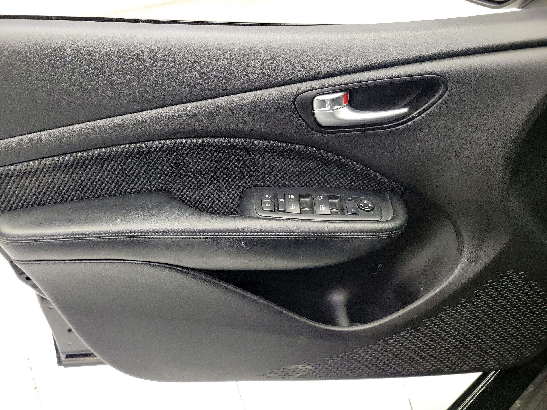 Thumbnail: 2016 Dodge Dart - 12