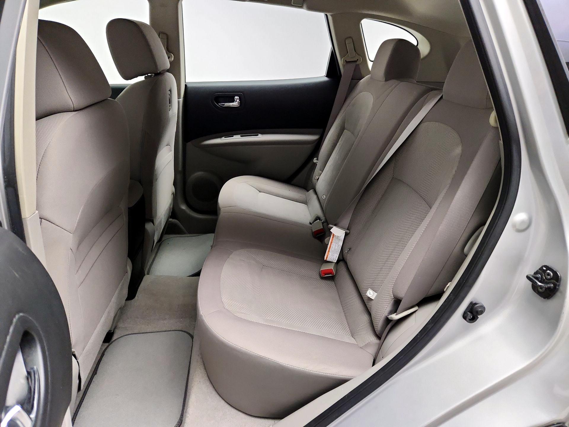 Thumbnail: 2014 Nissan Rogue - 18