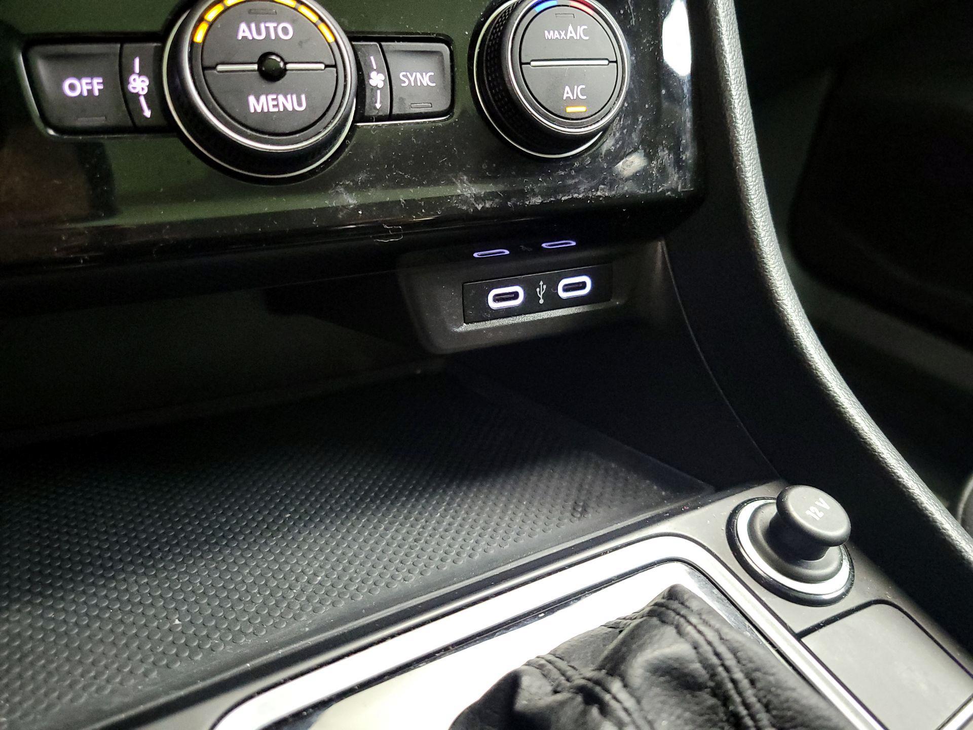 Thumbnail: 2020 Volkswagen Jetta - 19