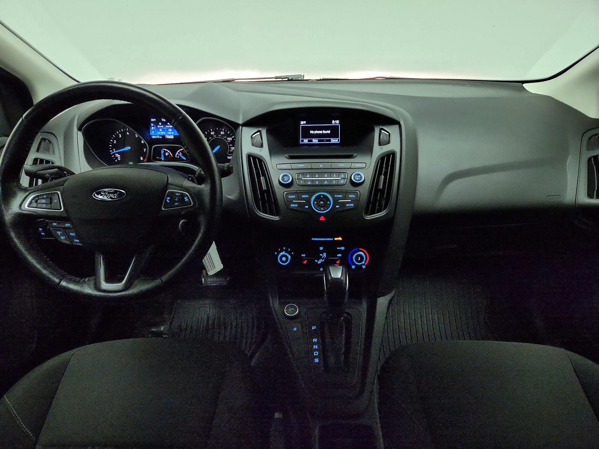 Thumbnail: 2016 Ford Focus - 9