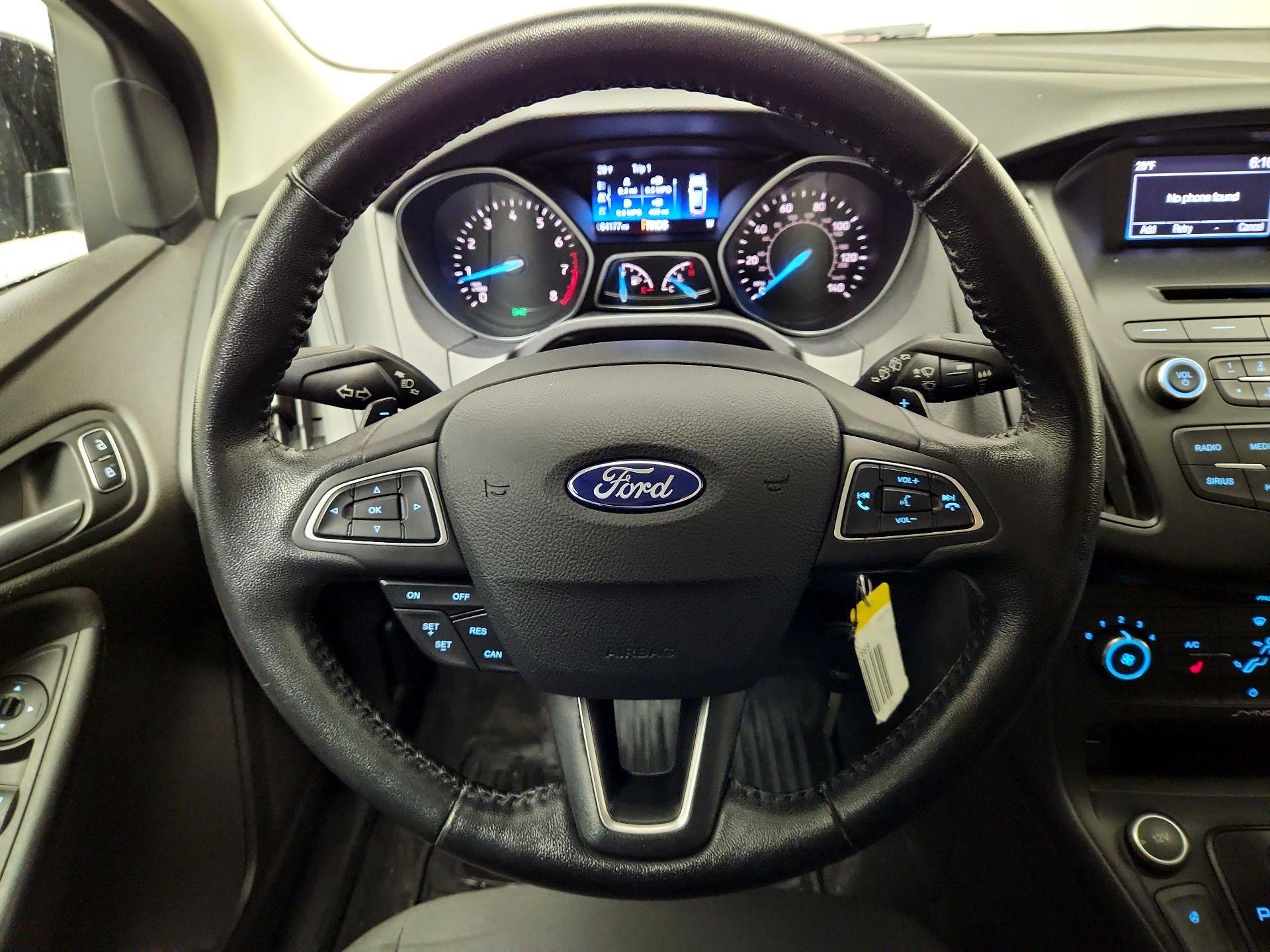 Thumbnail: 2016 Ford Focus - 10