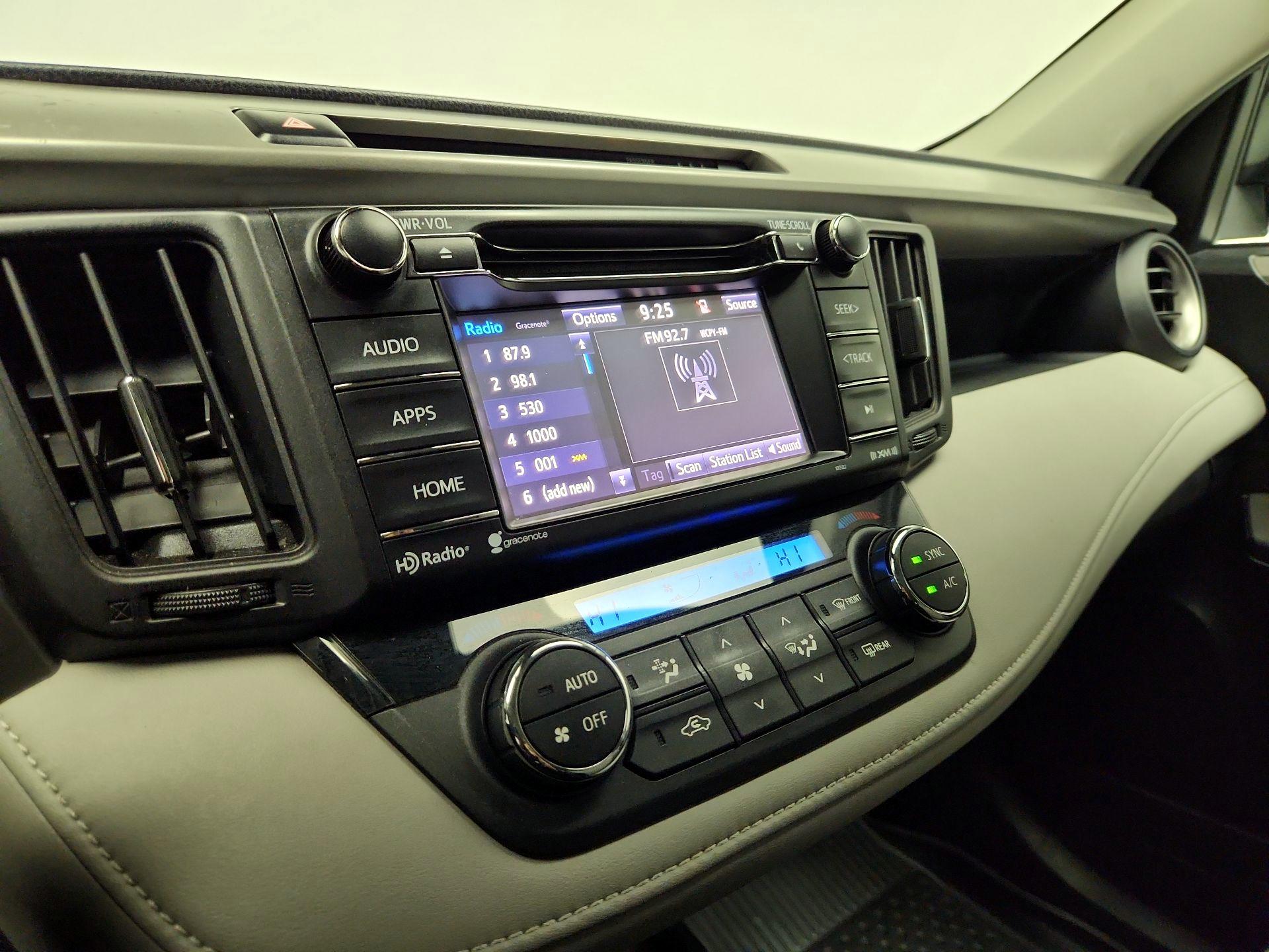 Thumbnail: 2017 Toyota RAV4 - 15