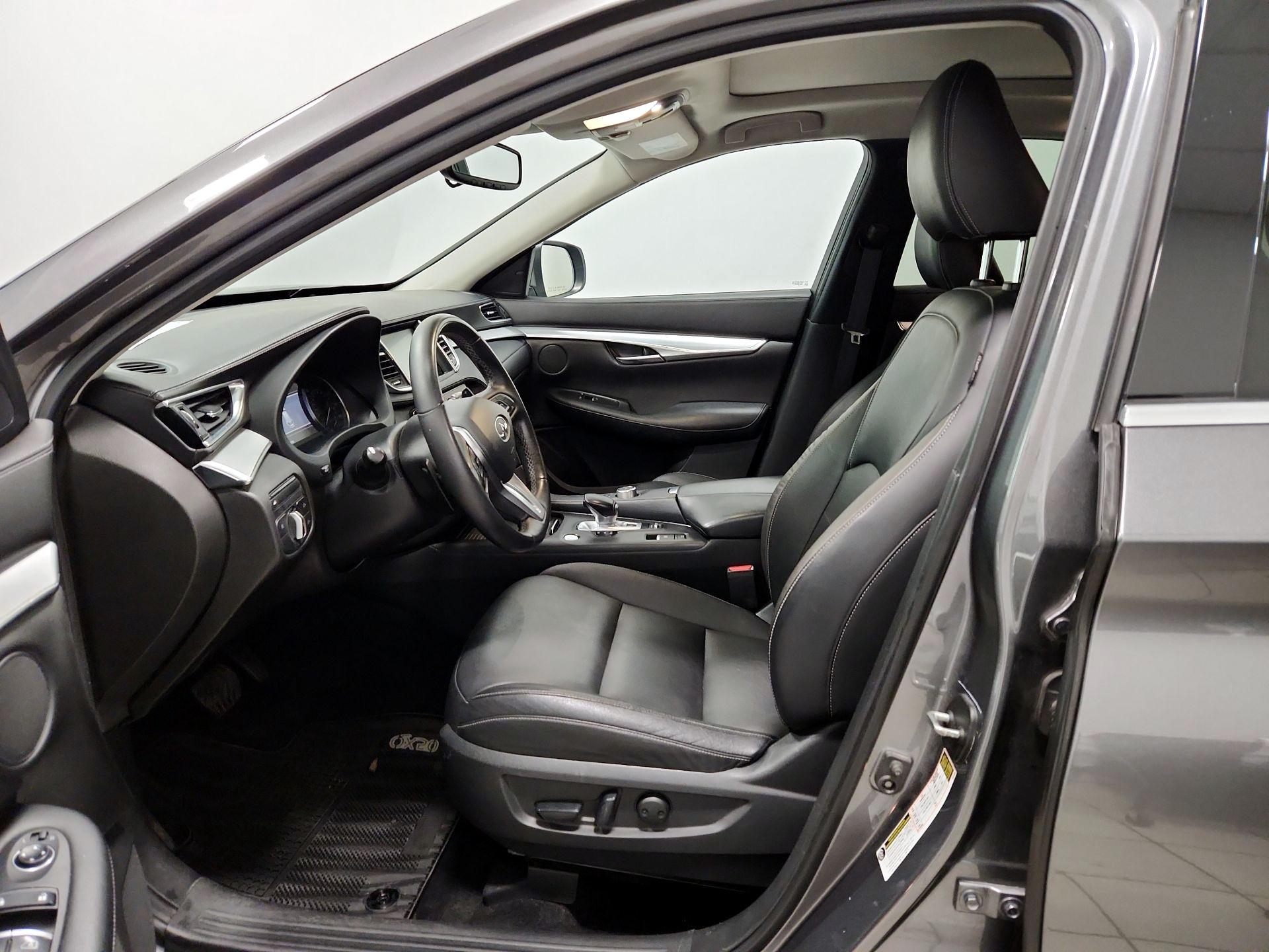 Thumbnail: 2019 INFINITI QX50 - 11