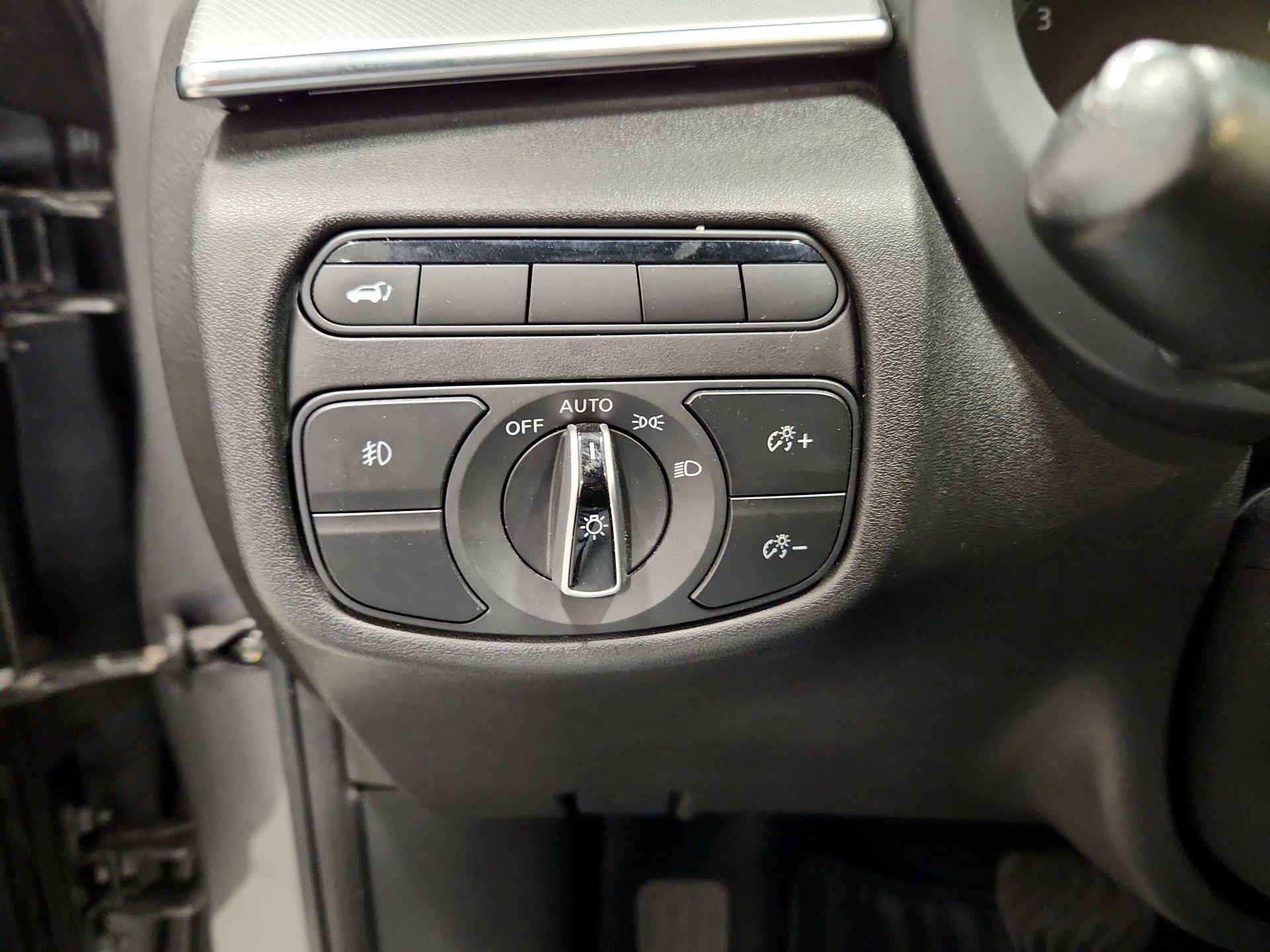 Thumbnail: 2019 INFINITI QX50 - 13