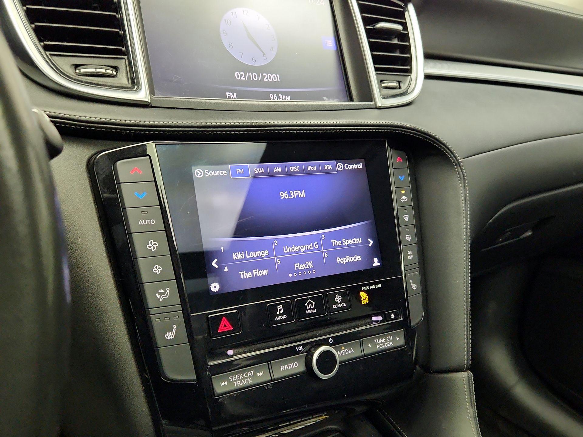 Thumbnail: 2019 INFINITI QX50 - 15