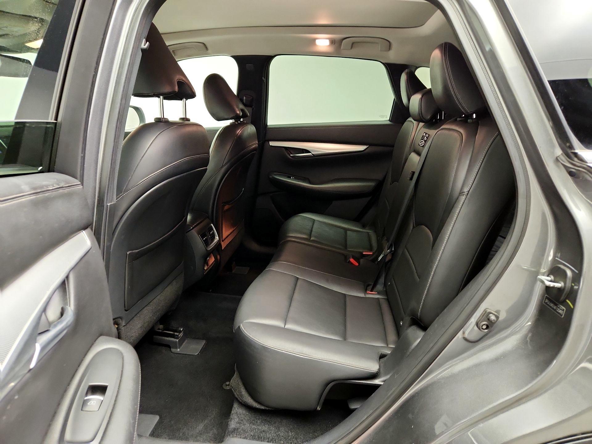 Thumbnail: 2019 INFINITI QX50 - 20