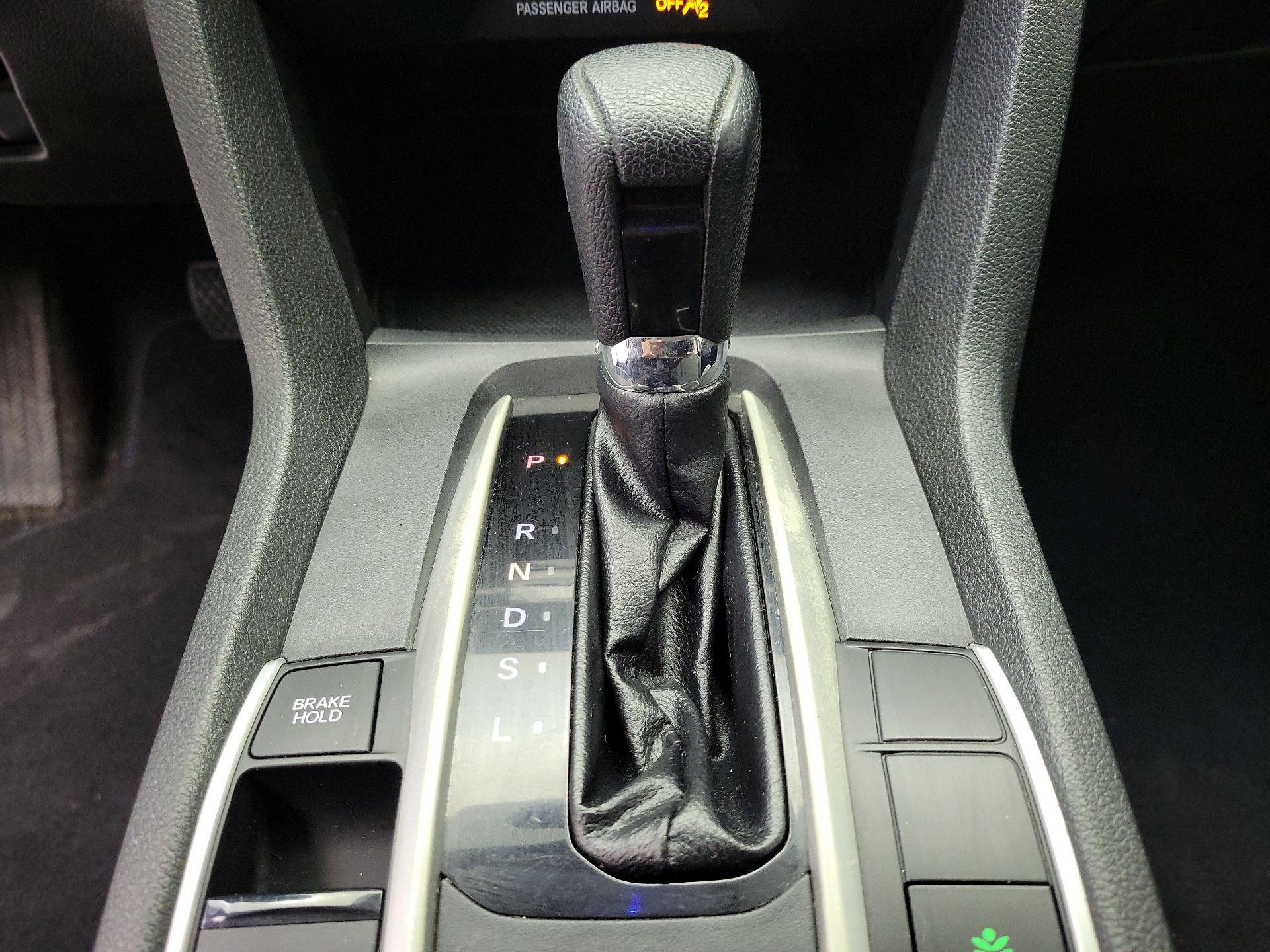 Thumbnail: 2016 Honda Civic - 16