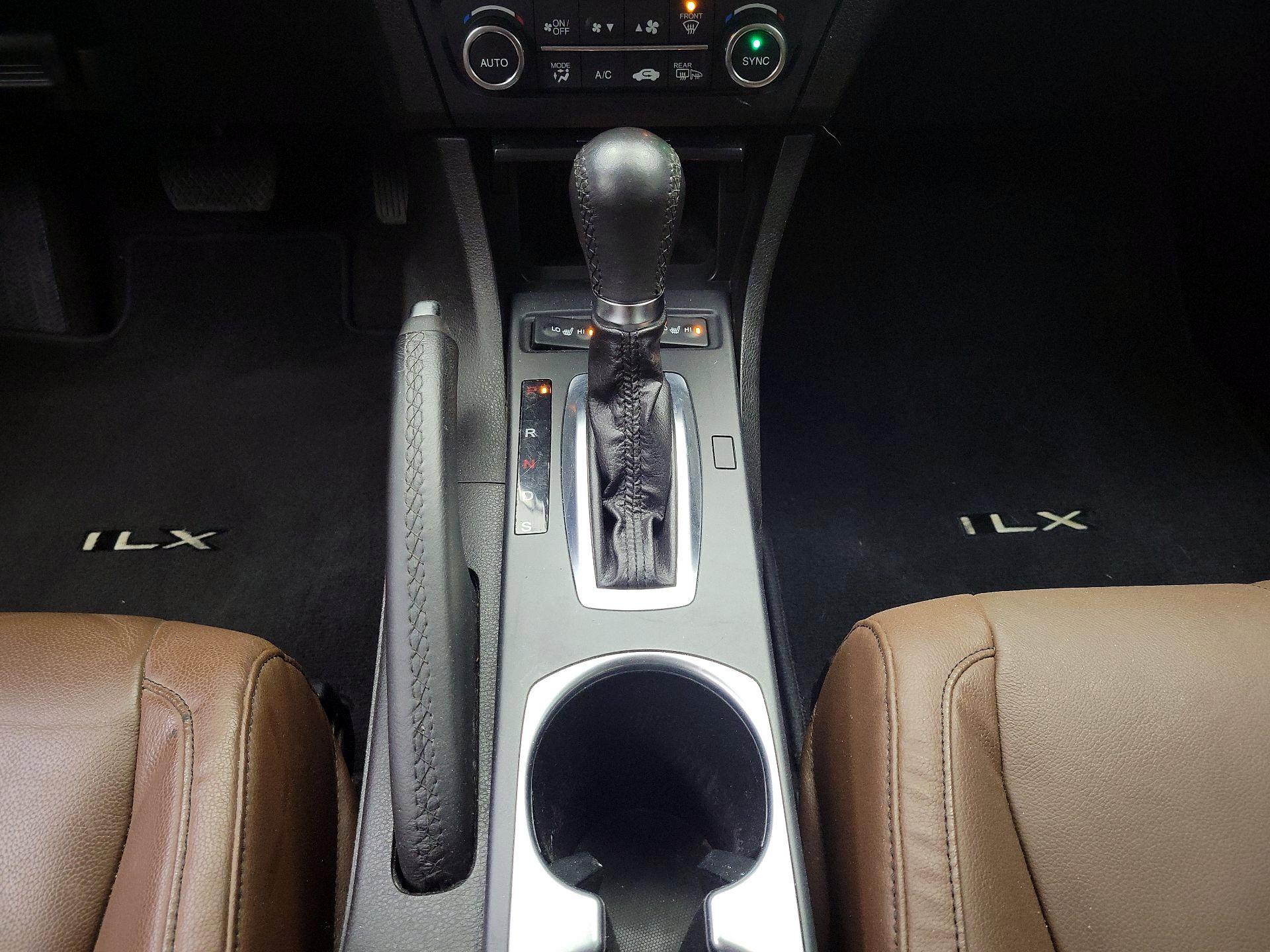 Thumbnail: 2019 Acura ILX - 16