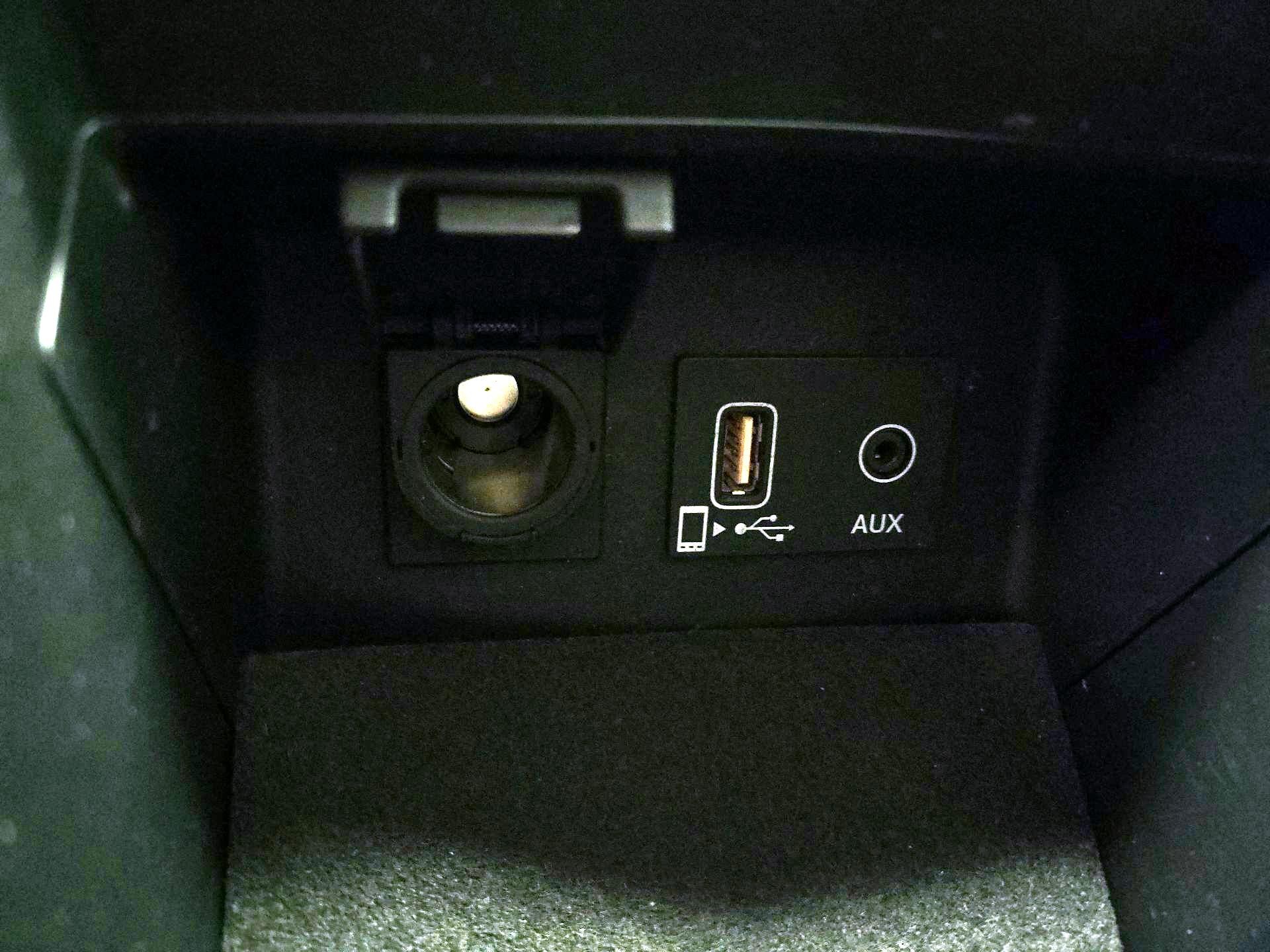 Thumbnail: 2019 Acura ILX - 17