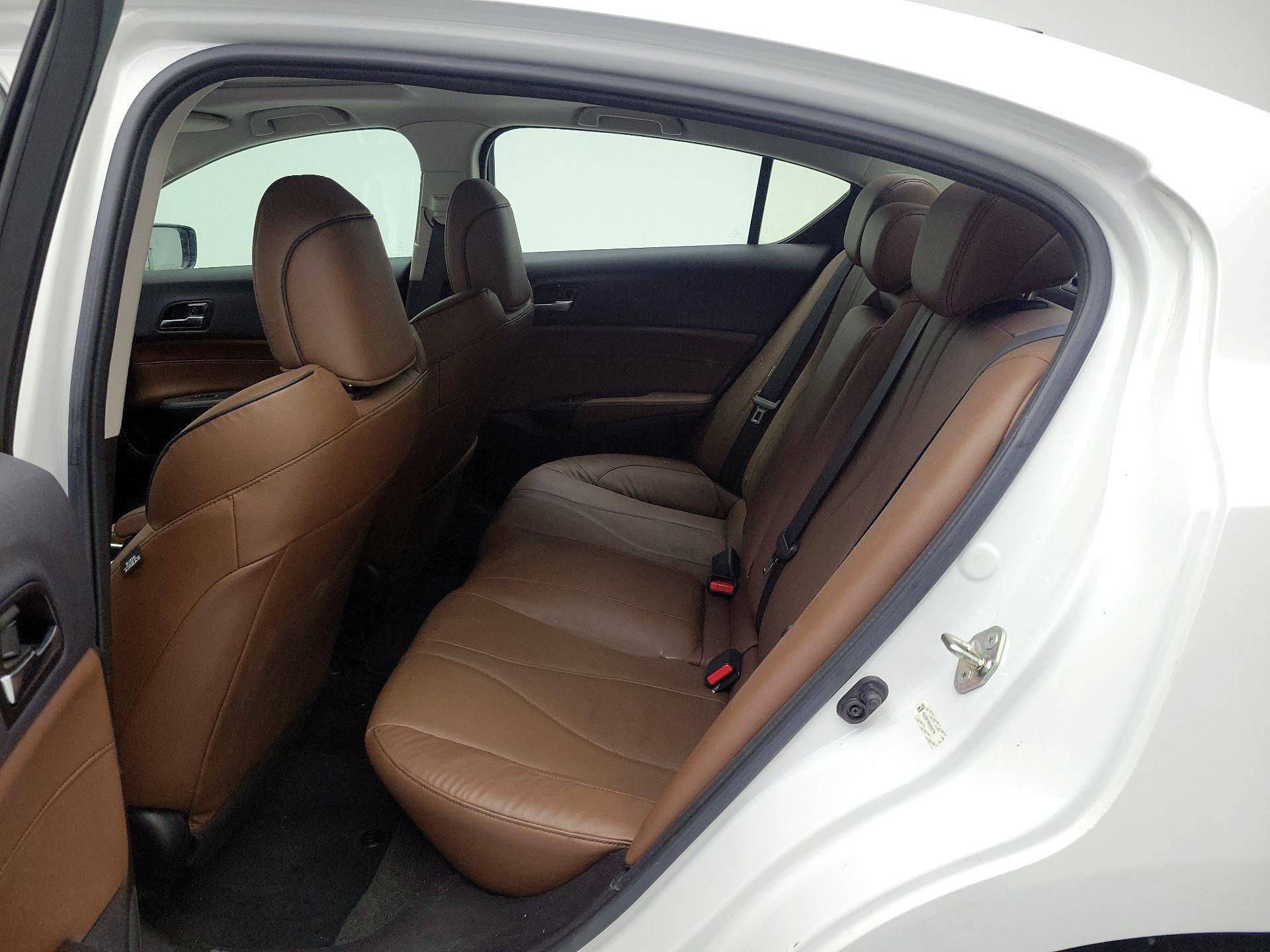 Thumbnail: 2019 Acura ILX - 19